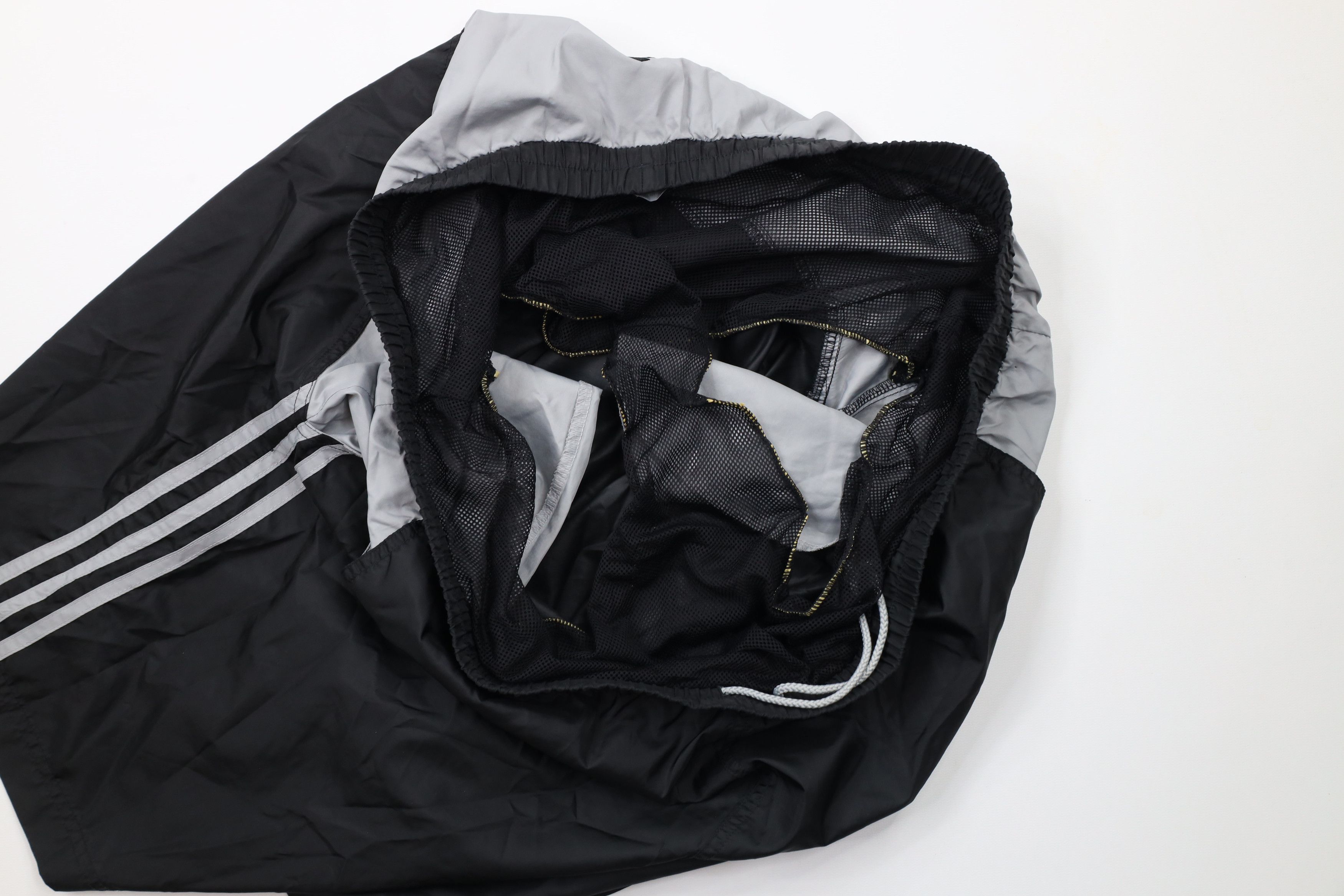 Adidas × Vintage Vintage 90s Adidas Out Striped Lined Soccer Shorts Nylon Size US 38 / EU 54 - 7 Thumbnail