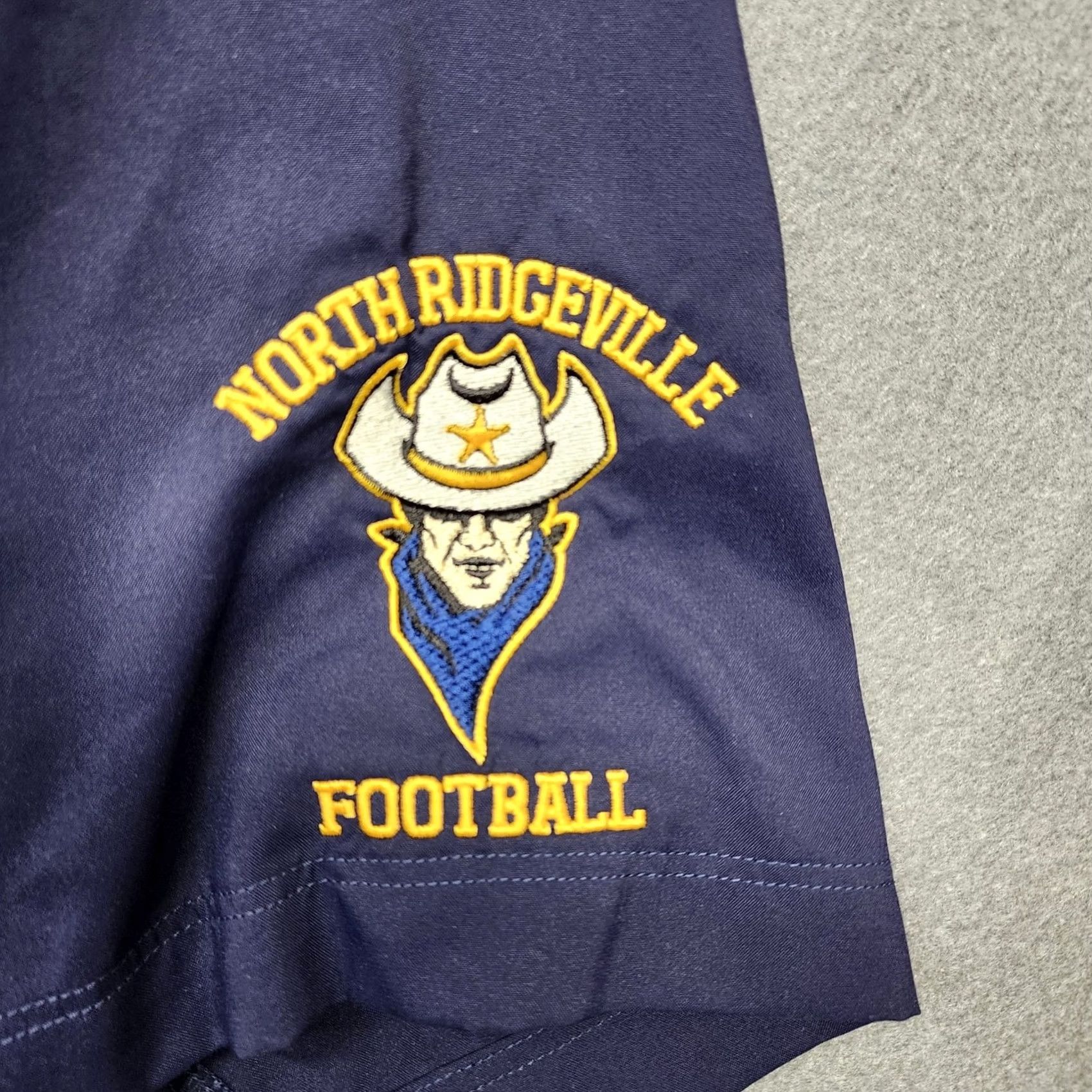 Under Armour Under Armour Shirt Mens XL Short Sleeve Button Up North Ridgeville Ohio Football Blue Size US XL / EU 56 / 4 - 3 Thumbnail