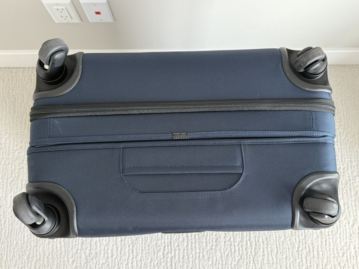Tumi NWT Tumi Extended Trip Expandable 4 wheel suitcase $1350 Size 32 - 8 Thumbnail