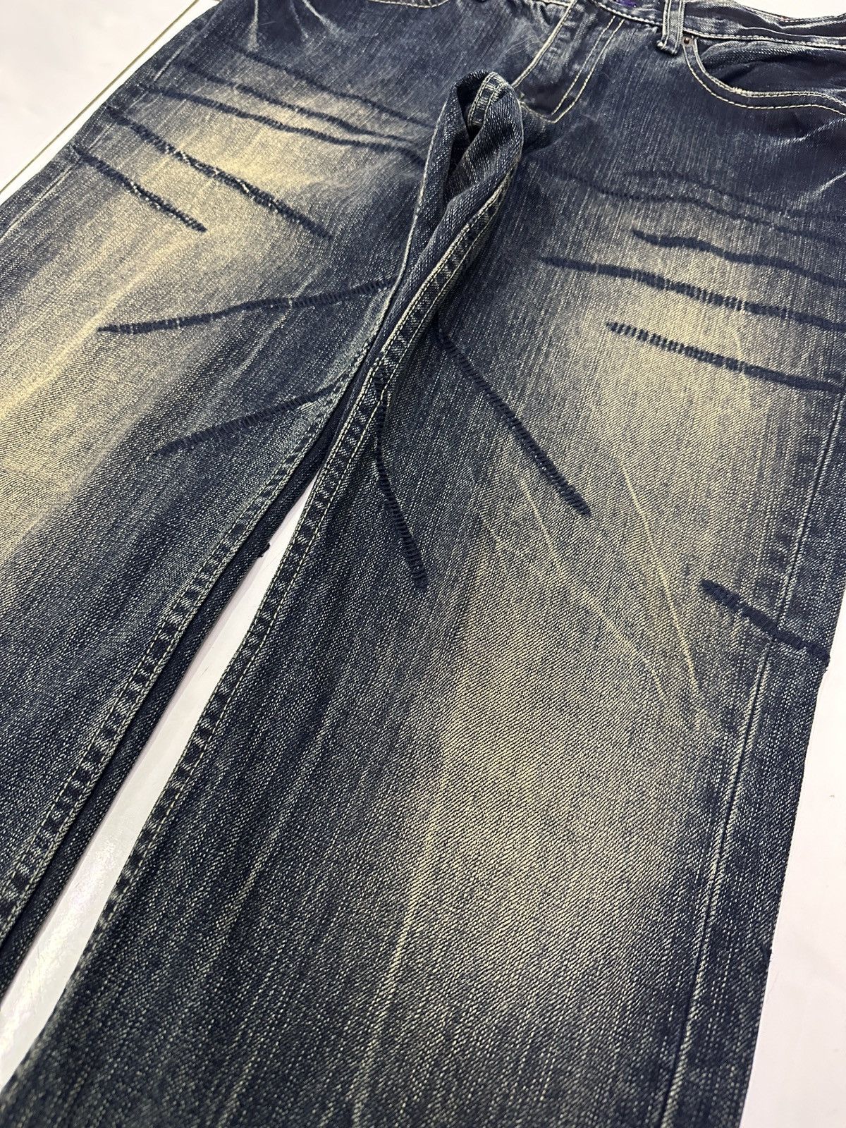 Designer × Japanese Brand × Takeo Kikuchi Vintage Japanese TAKEO KIKUCHI Faded Wash Jeans Size US 32 / EU 48 - 9 Thumbnail