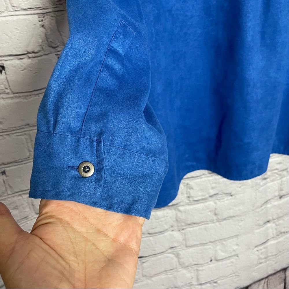 Chicos Chico’s Design Royal Blue Suede Feel Button Down Shirt Size Size XL / US 12-14 / IT 48-50 - 2 Thumbnail
