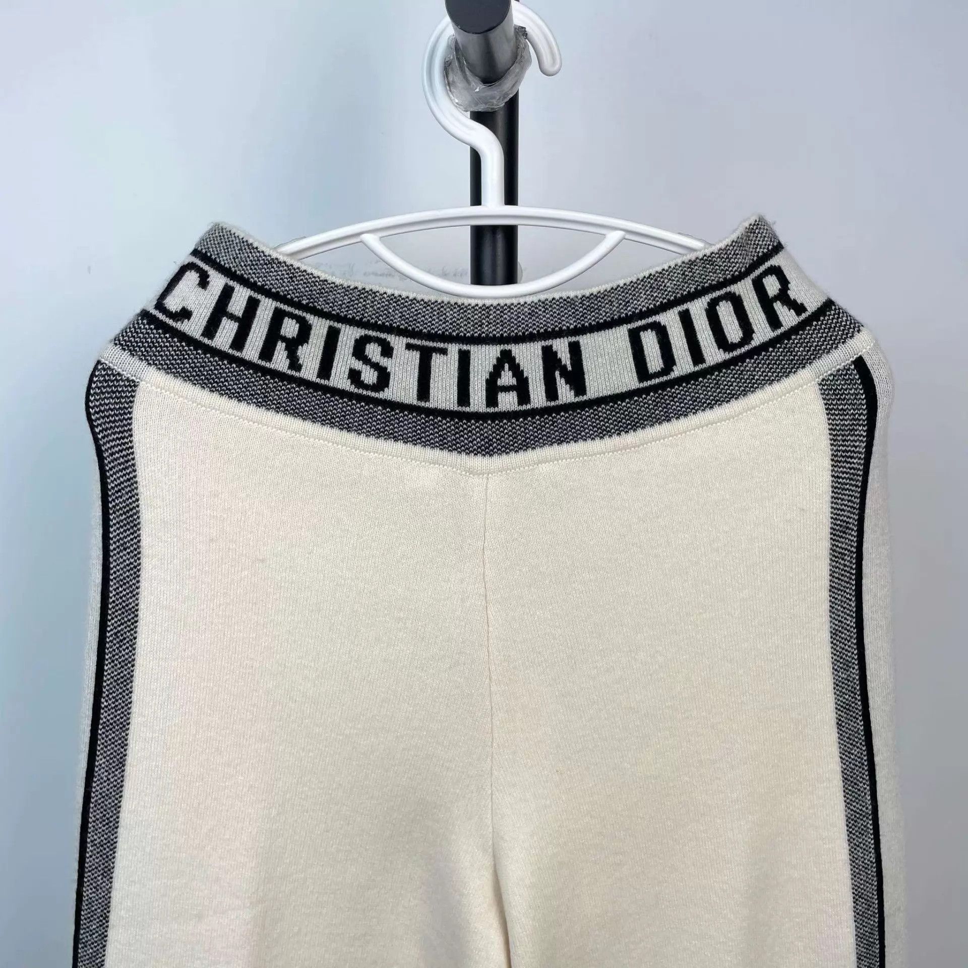 Dior Dior White Sweatpants 97 New 36 Size 26" / US 2 / IT 38 - 3 Thumbnail