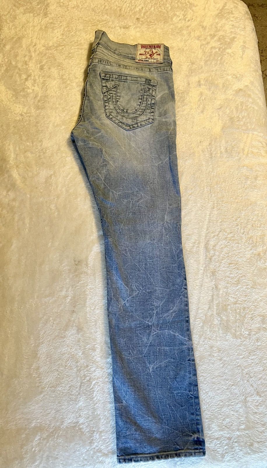 True Religion True Religion light wash jeans Size US 40 / EU 56 - 2 Thumbnail