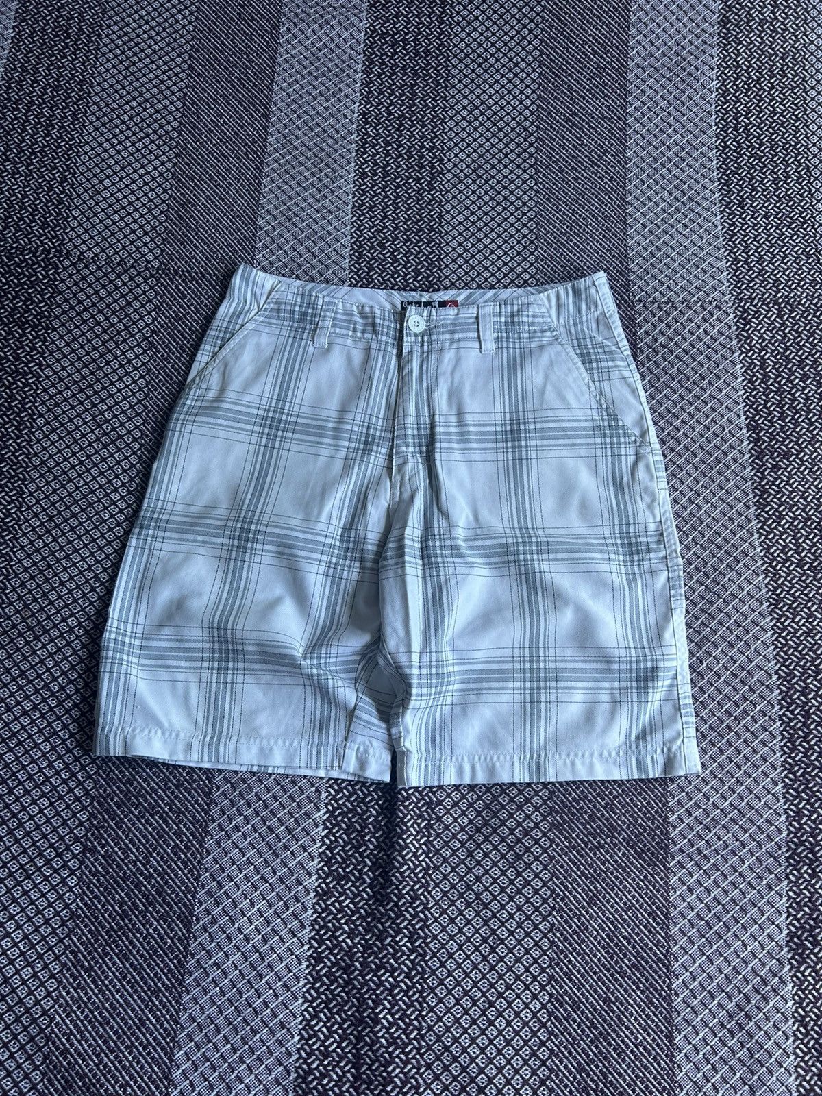 Quiksilver Vintage Quiksilver Rap Shorts Surf Big Logo Streetwear Sz 30 Size US 30 / EU 46 - 8 Thumbnail