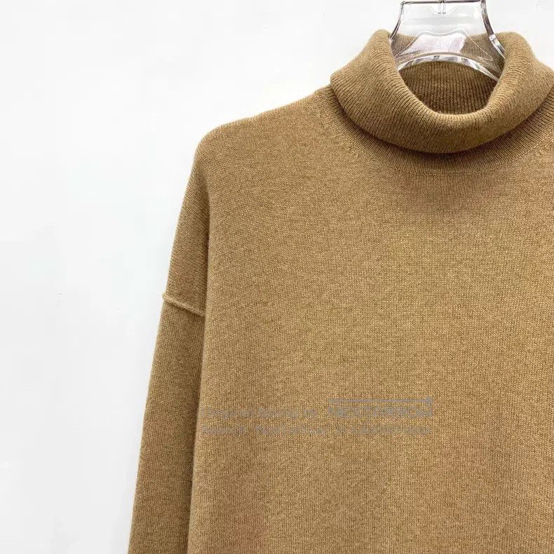 Louis Vuitton Louis Vuitton Brown cashmere turtleneck long-sleeve sweate Size US S / EU 44-46 / 1 - 3 Thumbnail