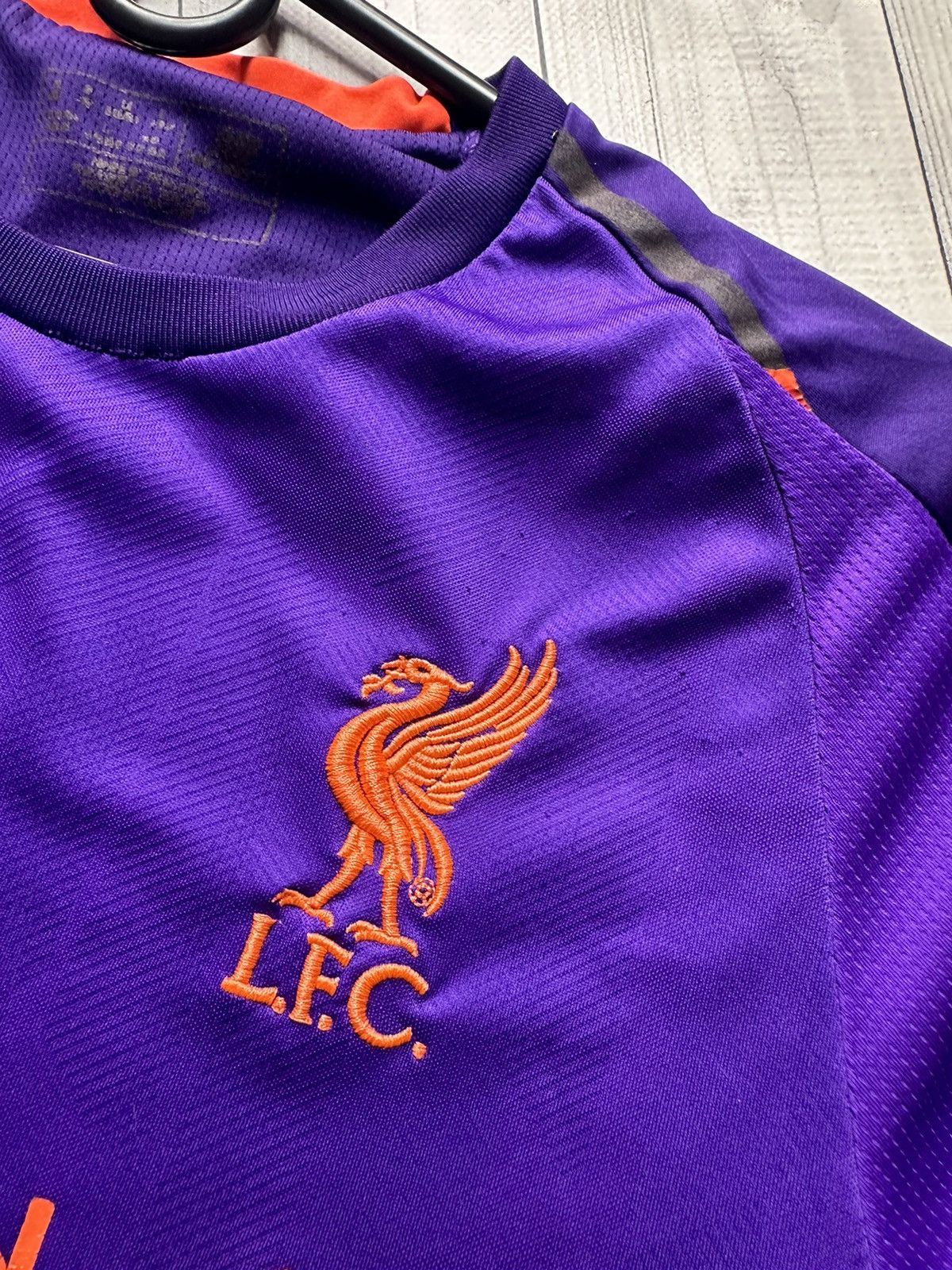 Vintage Vintage Liverpool away soccer jersey purple size s Size US S / EU 44-46 / 1 - 10 Thumbnail