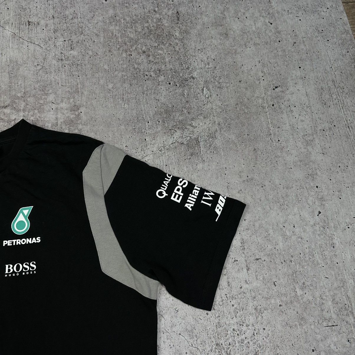 Mercedes-Benz Vintage Mercedes Benz Petronas F1 Formula Uno Hugo Boss Tee Size US XL / EU 56 / 4 - 8 Thumbnail