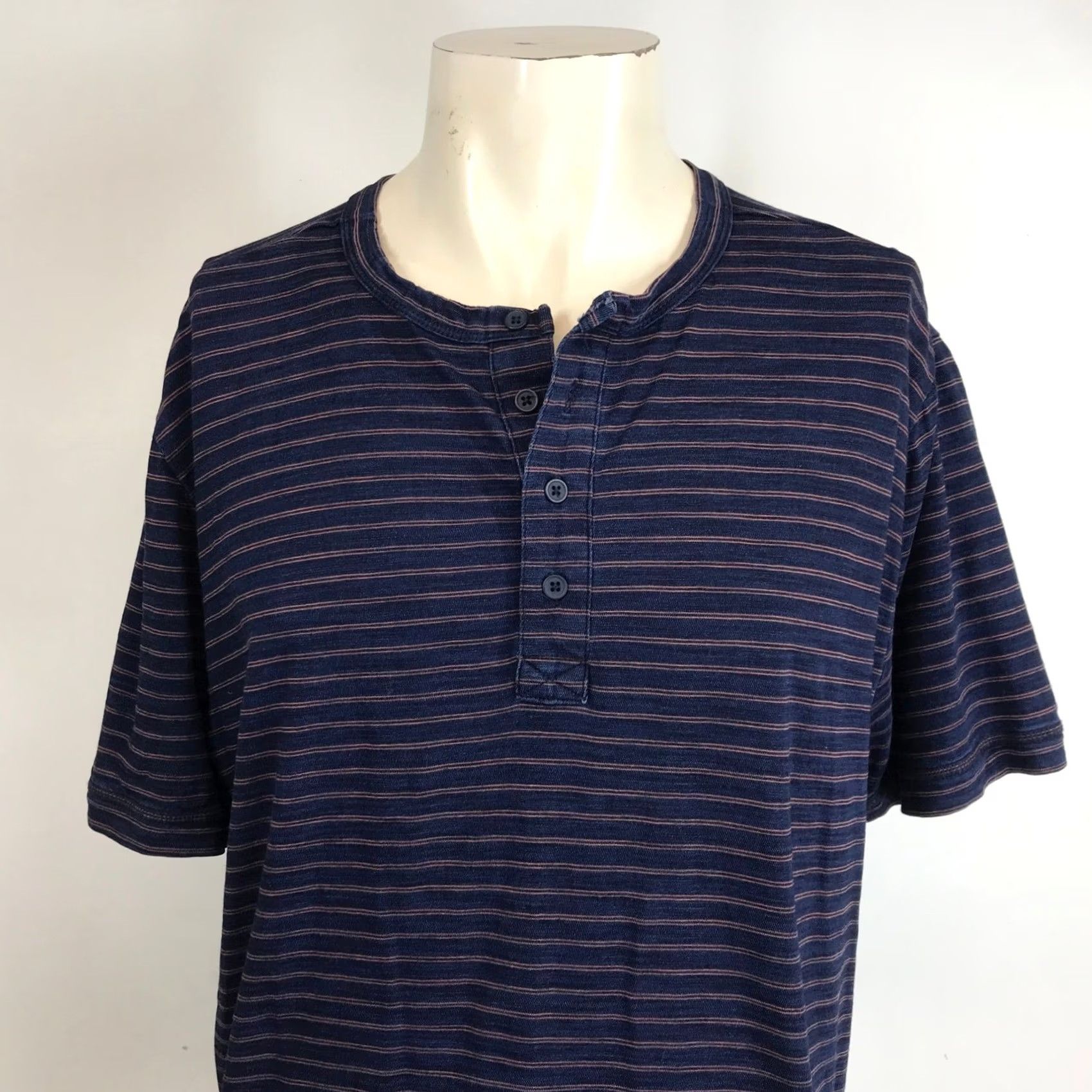 Vintage LIVERPOOL Los Angeles Mens Large Striped Henley Shirt Short Sleeve Navy Red Size US L / EU 52-54 / 3 - 2 Thumbnail