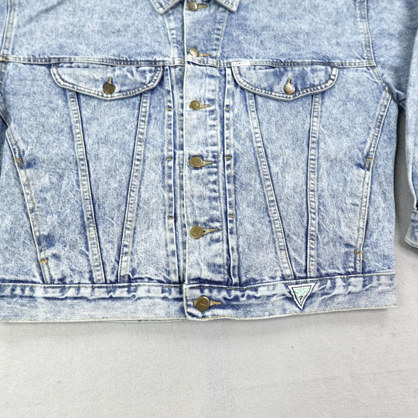 Guess VINTAGE Guess Jacket Mens Medium Blue Acid Wash Denim Jean Trucker Coat 90s USA Size US 31 - 4 Thumbnail