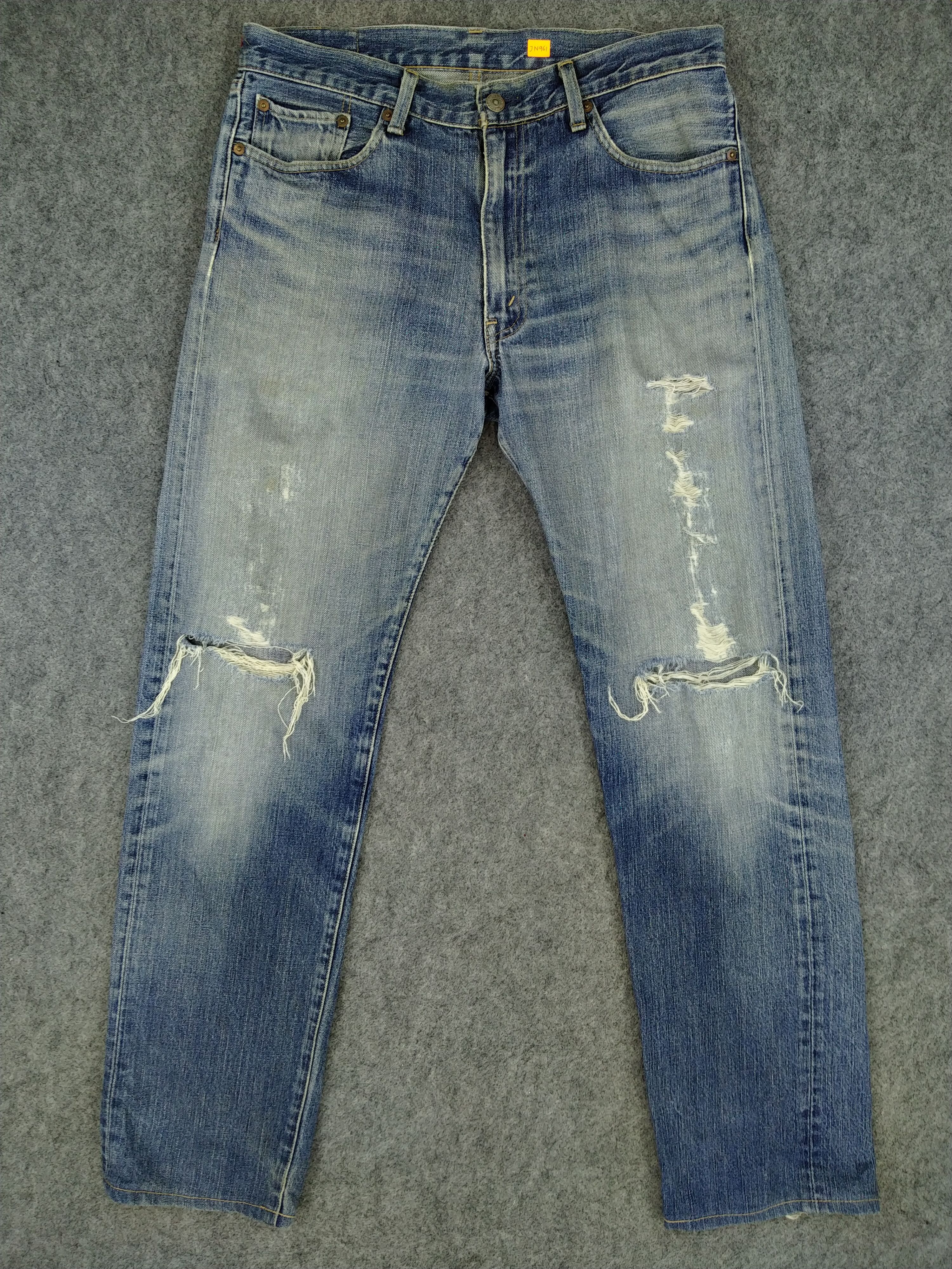 Levi's Blue Distressed Vintage Levi's 505 Jeans 33x31.5 Denim JN961 Size US 33 - 1 Thumbnail