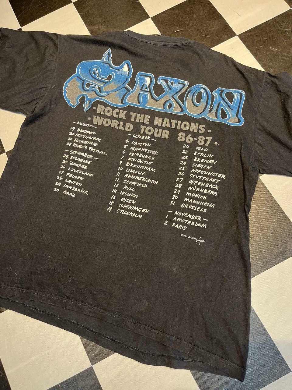 Band Tees VERY RARE SAXON TOUR 1986-87 Size US XL / EU 56 / 4 - 6 Thumbnail
