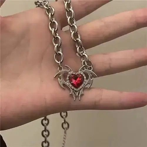 Japanese Brand Vintage Metal Minimalist Thorns Pendant Necklace Size ONE SIZE - 1 Thumbnail