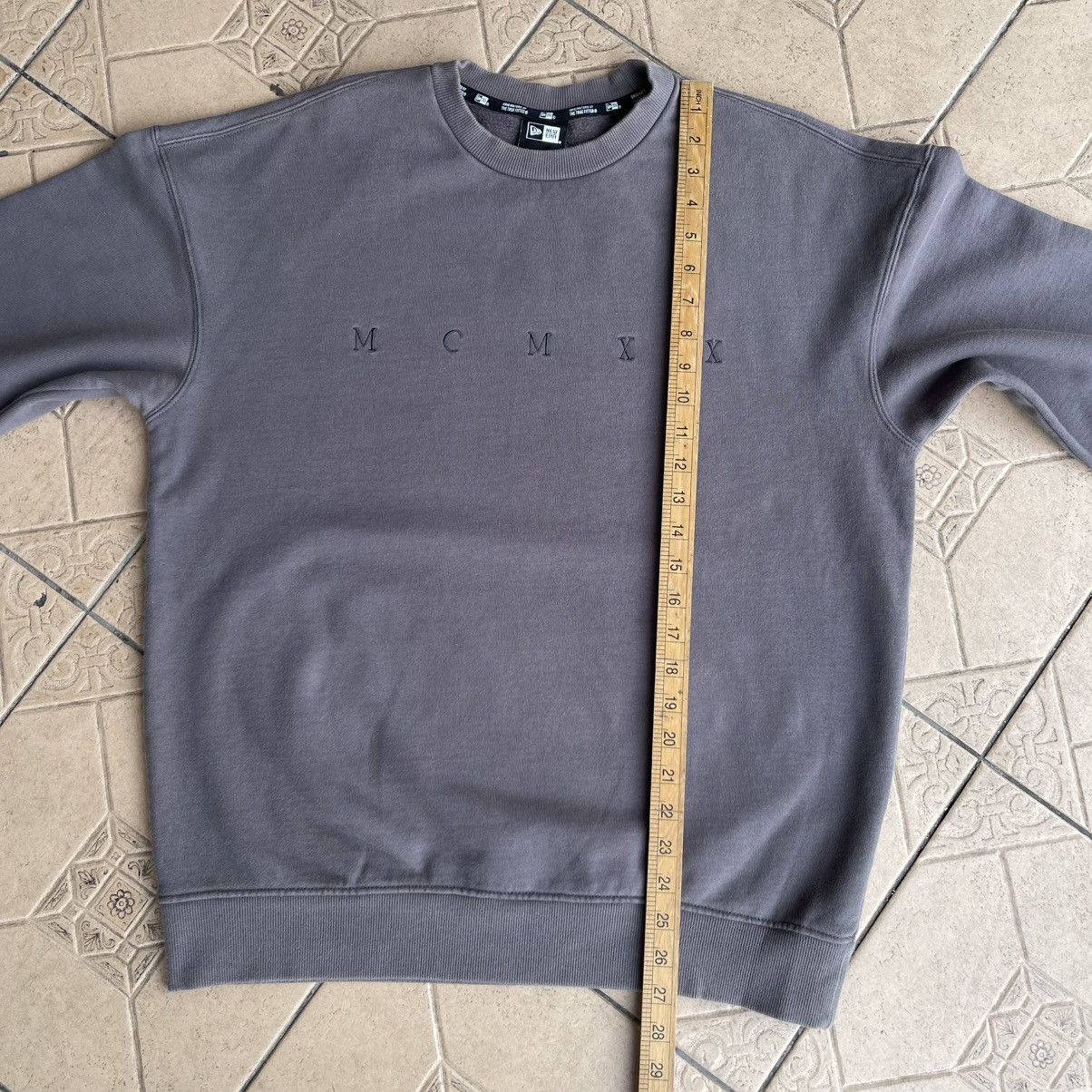 New Era New Era Cross MCMXX Sweatshirt Size M to L Size US L / EU 52-54 / 3 - 18 Thumbnail
