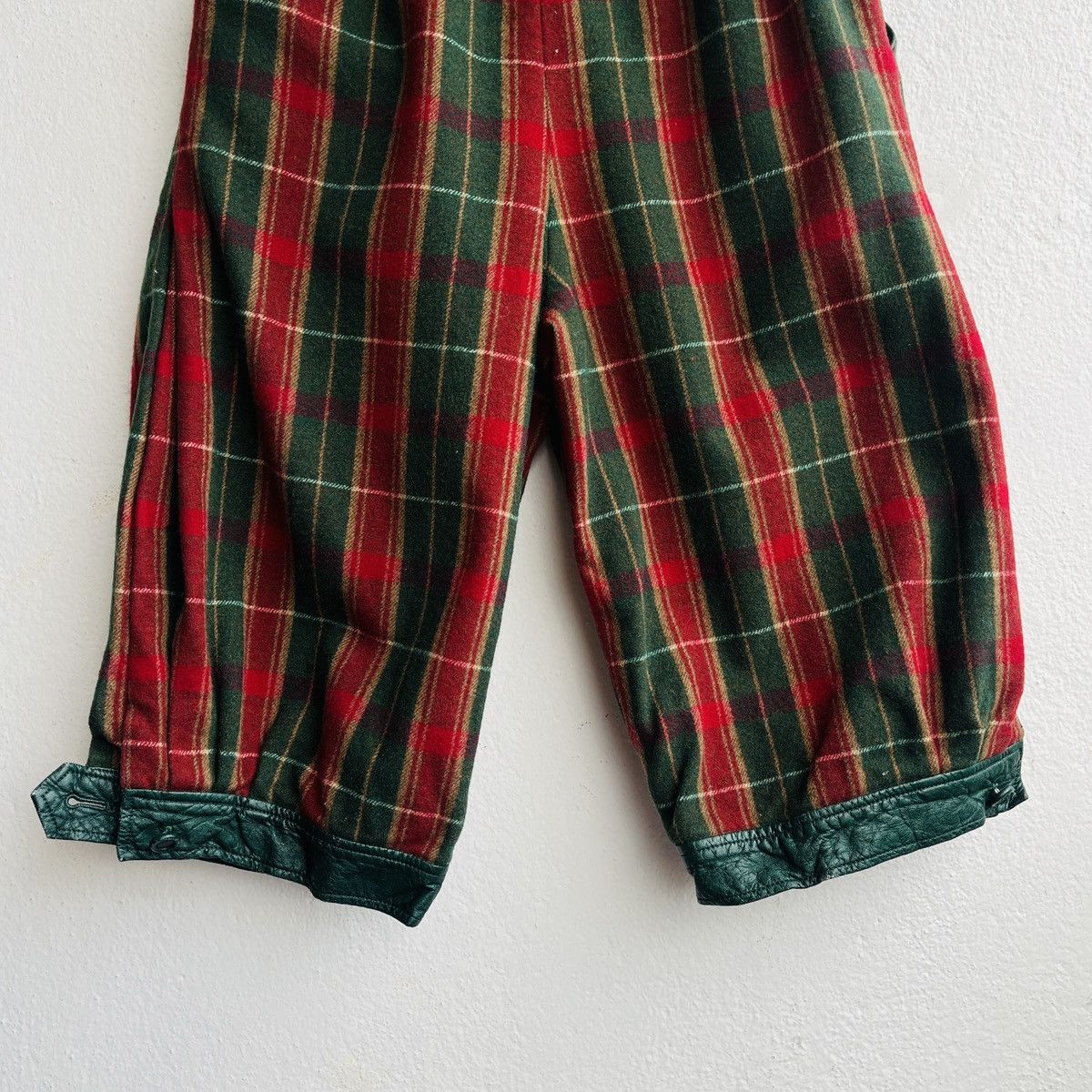 Christian Dior Monsieur × Dior × Vintage Real Vintage Christian Dior Sports Pants 1970s Size 26" / US 2 / IT 38 - 15 Thumbnail