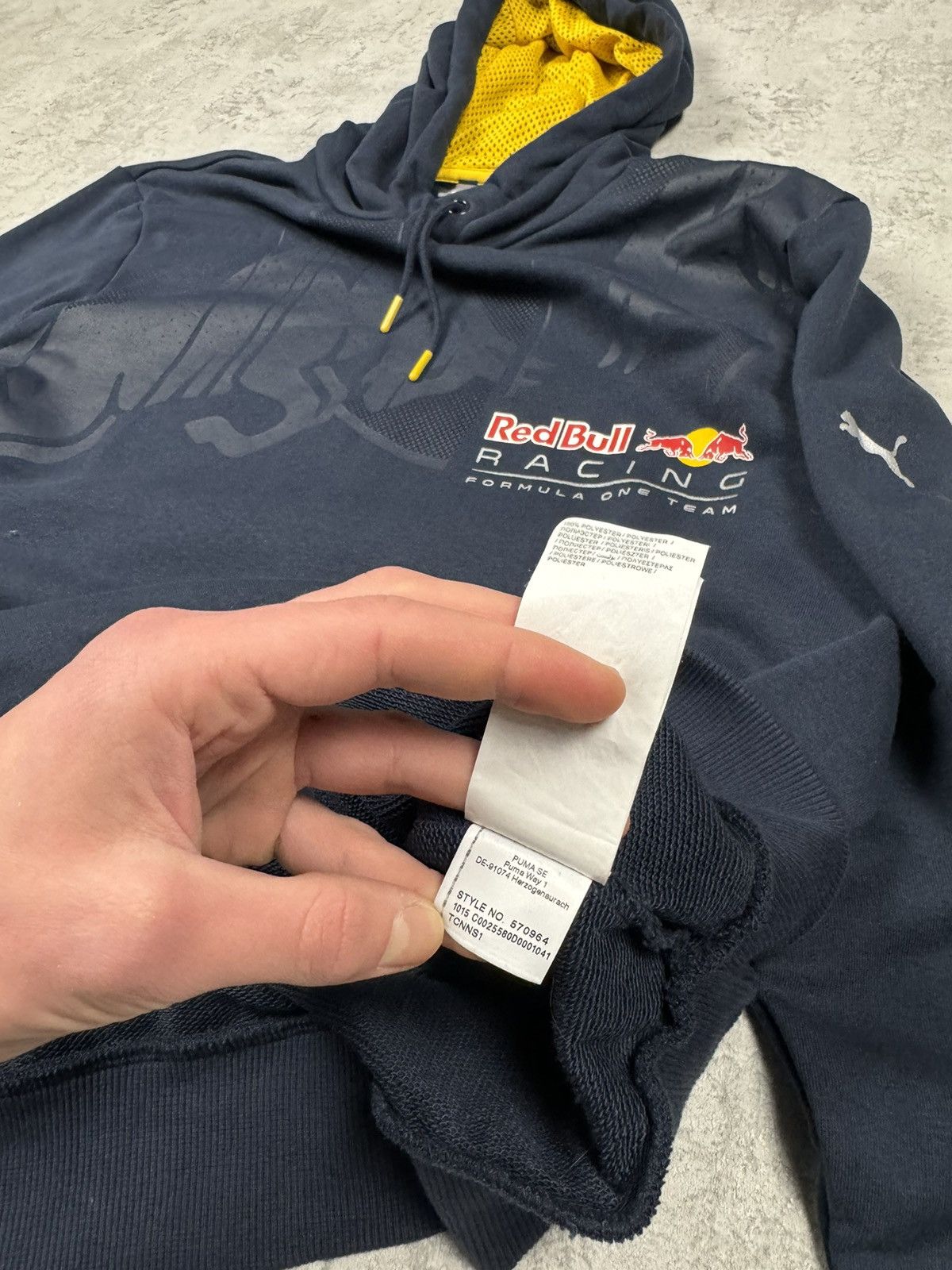 Red Bull Puma Red Bull Racing Formula One Team Hoodie Big Logo SizeXL Size US XL / EU 56 / 4 - 13 Thumbnail