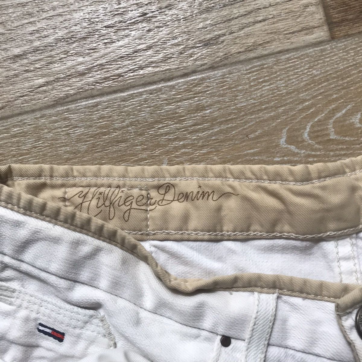 Vintage Hand-painted The Creation of Adams hands on Tommy Hilfiger Size 28" / US 6 / IT 42 - 5 Thumbnail