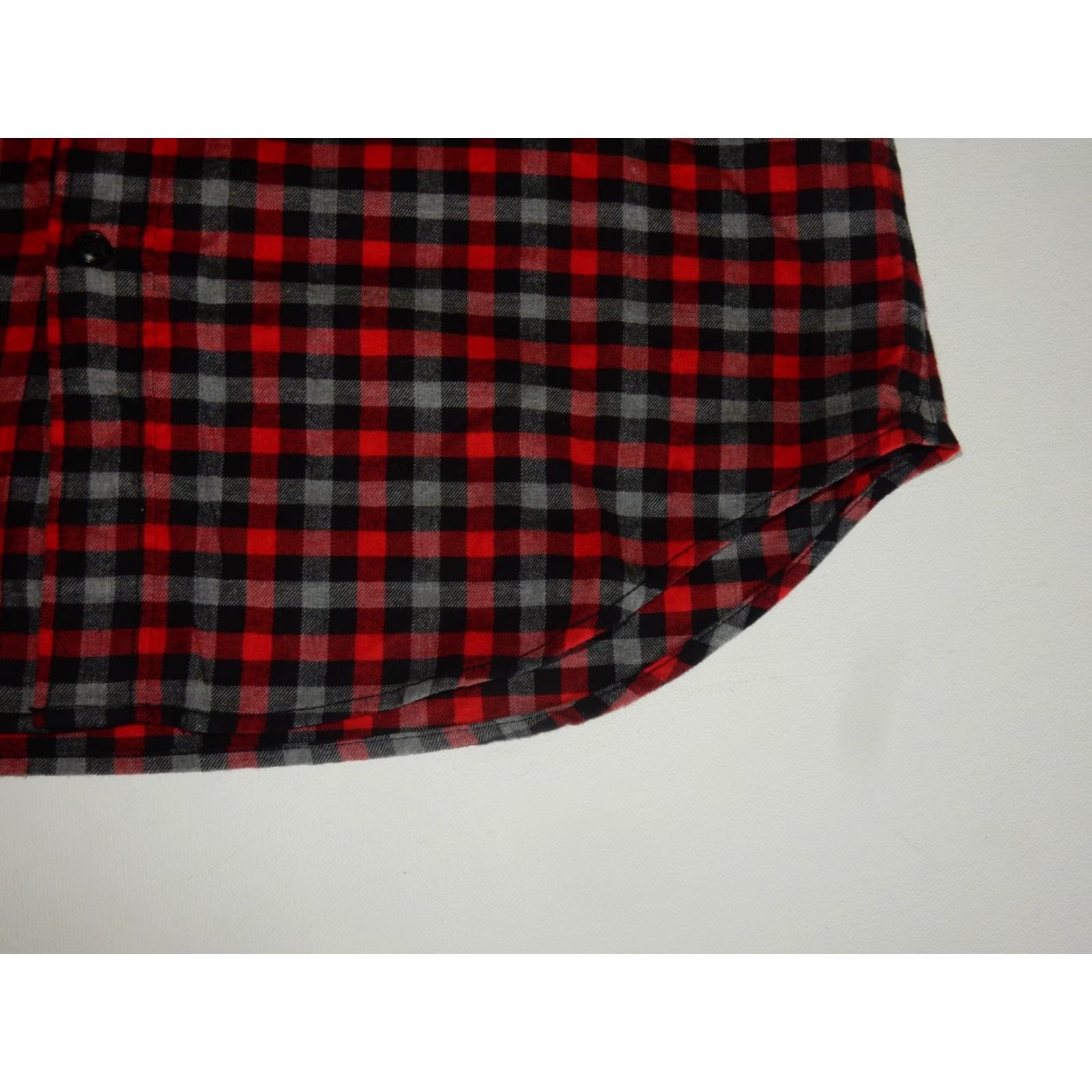 Banana Republic VINTAGE Banana Republic Men's Flannel Shirt Size M Long Sleeve Plaid Cotton Red Casual Size US M / EU 48-50 / 2 - 2 Thumbnail