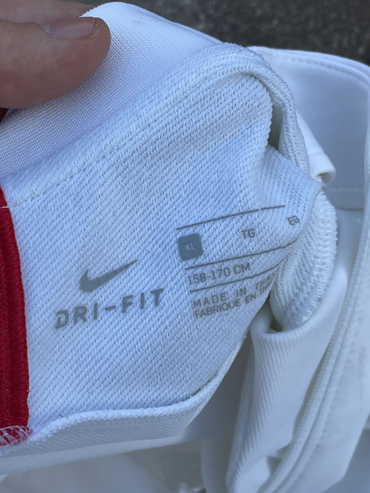 Nike 2019 Nike PSG drill white zip Long sleeve jersey Size US S / EU 44-46 / 1 - 9 Thumbnail