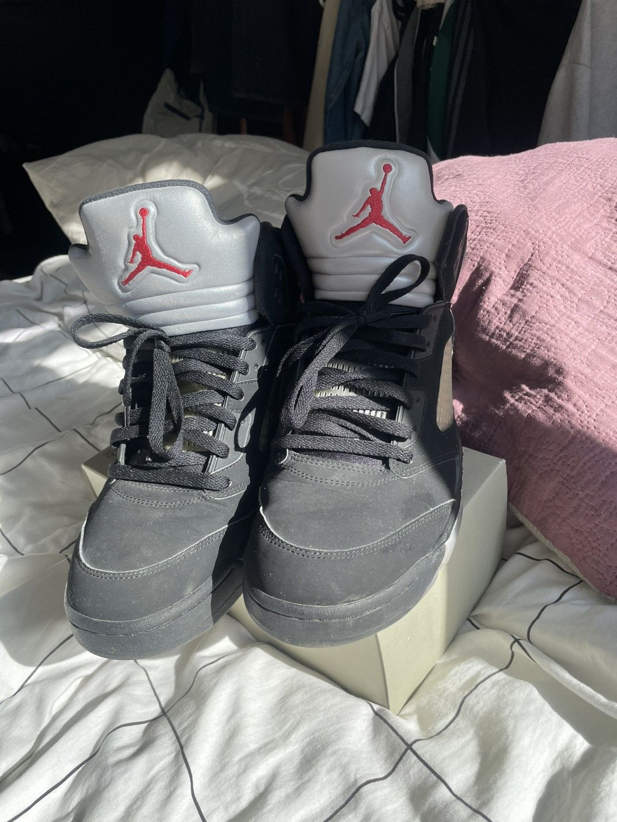 Jordan Brand Jordan 5 Black Metallic 2016 Size US 12 / EU 45 - 15 Thumbnail