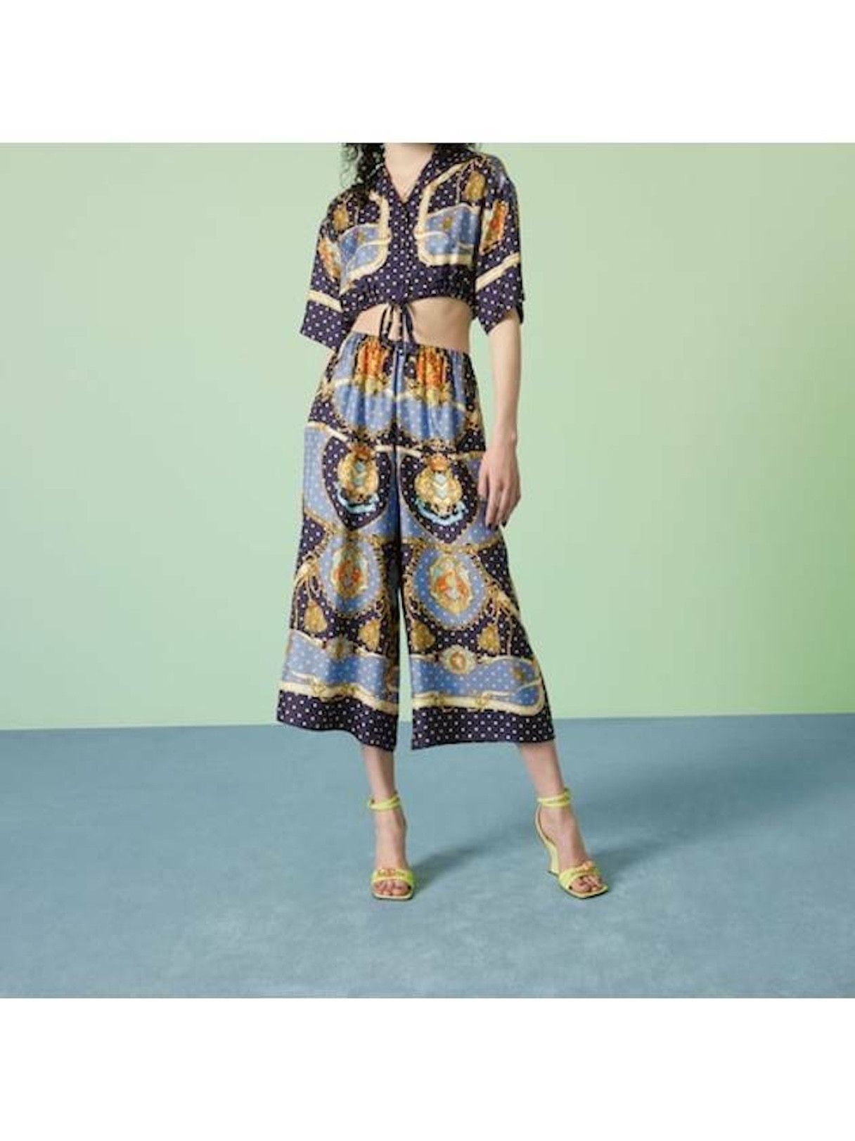 Gucci New Gucci Nlouse Size-42 / XL Size XL / US 12-14 / IT 48-50 - 2 Thumbnail