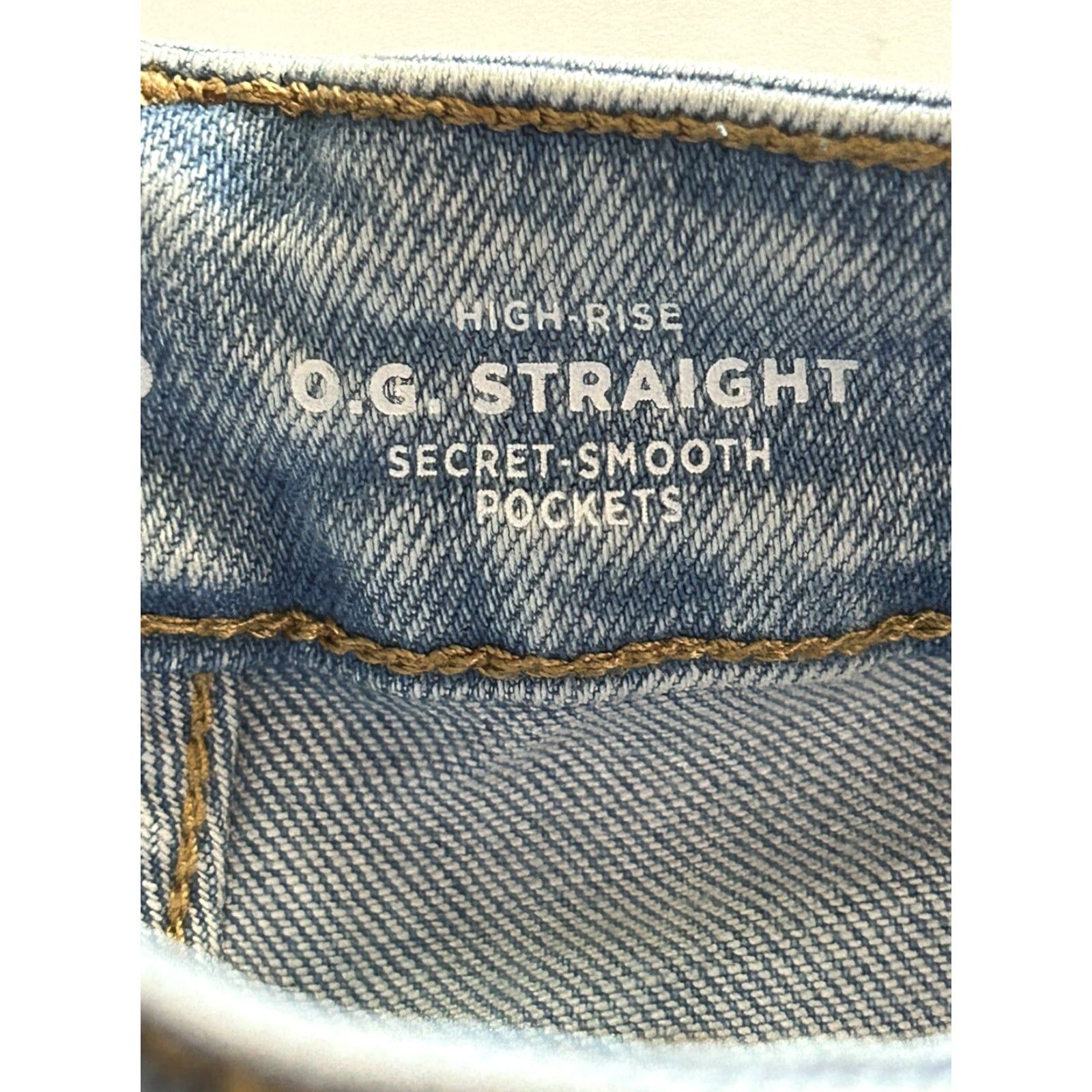 Old Navy **O.G. Straight High Rise Blue Jeans Women’s Size 0** User: Vintage O.G. Straight High Rise Blue Jeans Women’s Size 0 Size 25" / US 0 / IT 36 - 5 Thumbnail