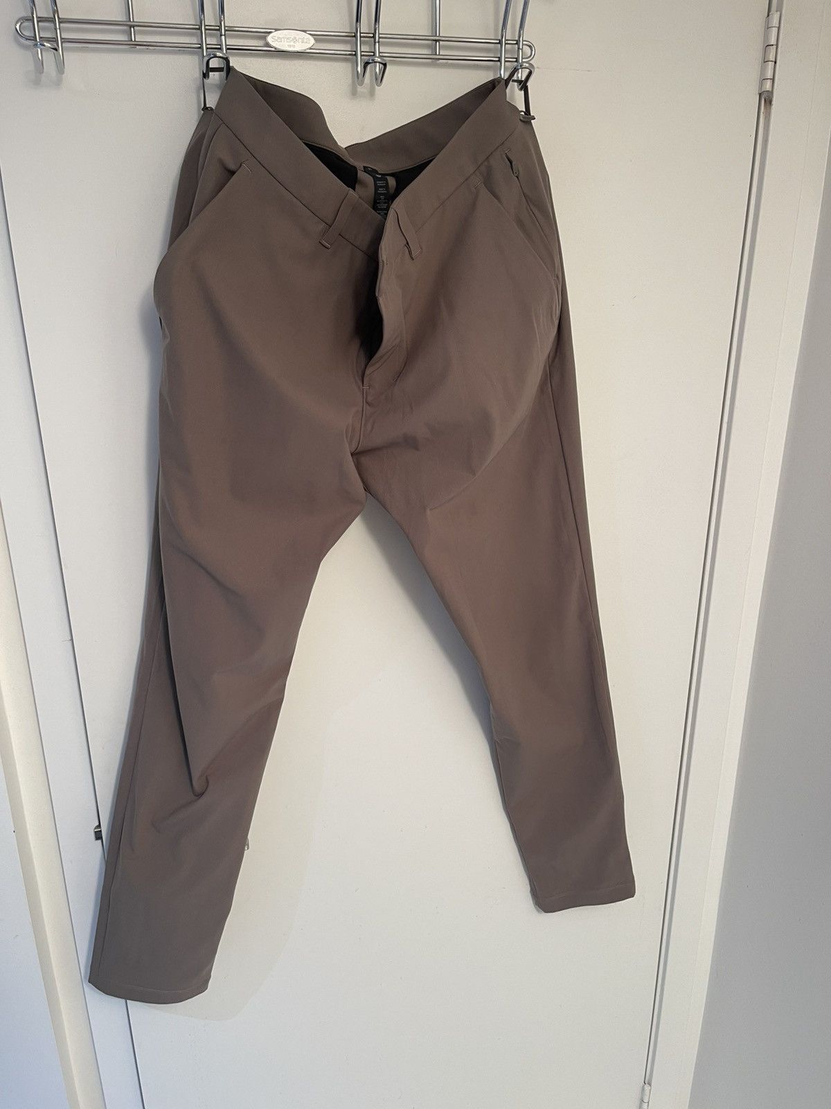 Lululemon Lululemon ABC Slim fit pants 34 Brand new Size US 34 / EU 50 - 1 Thumbnail