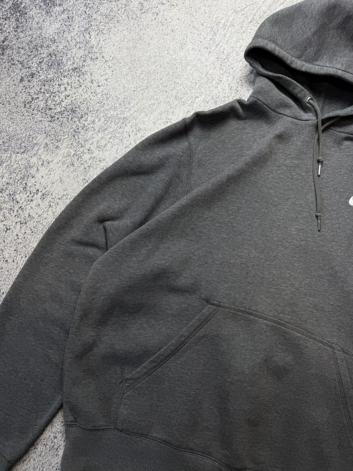 Nike Vintage Nike Hoodie Mini Logo Y2K Size US M / EU 48-50 / 2 - 10 Thumbnail
