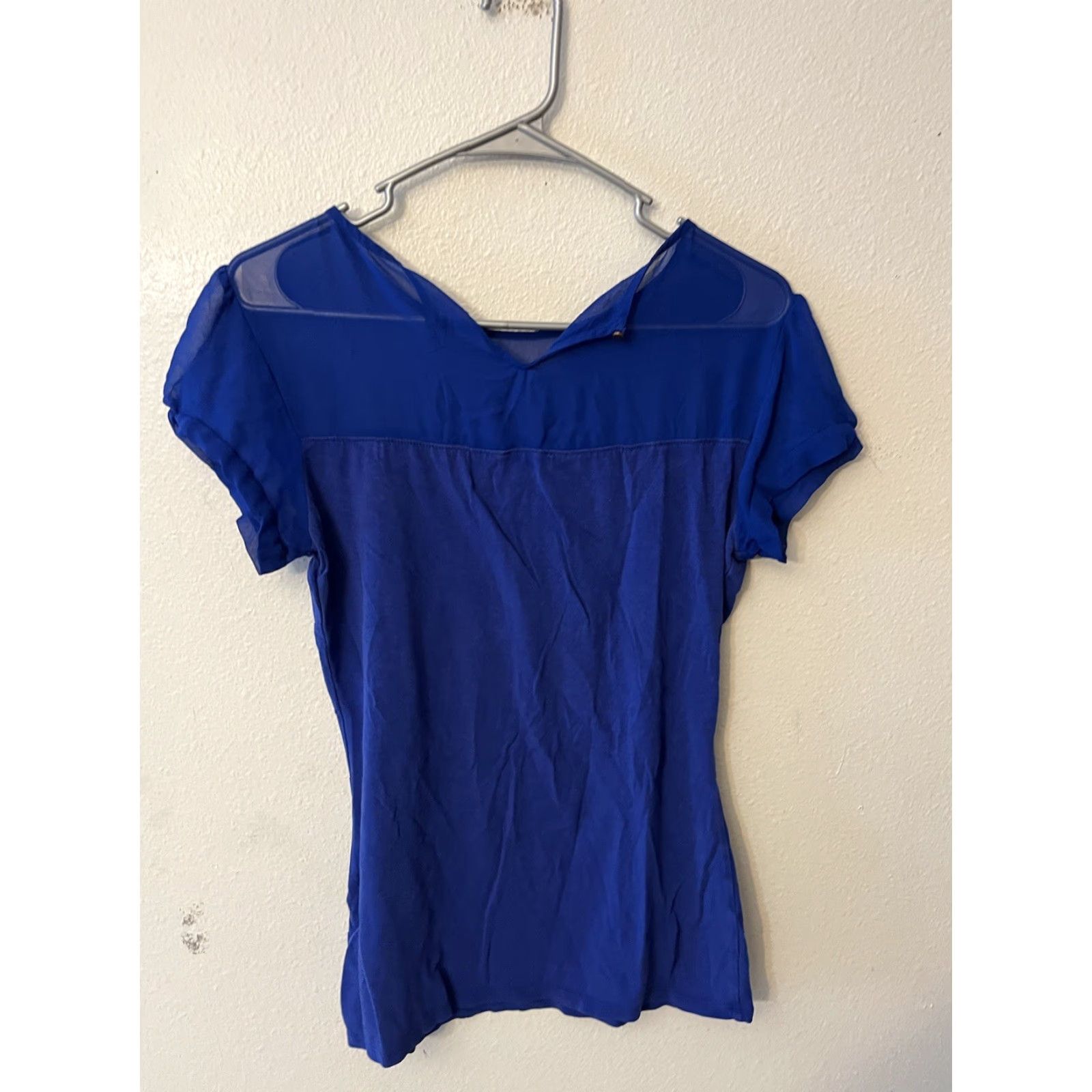Express Express Blouse Shirt Women M Blue Short Sleeve Puff Sleeve Sheer Panel Keyhole Casual Slim Size M / US 6-8 / IT 42-44 - 2 Thumbnail