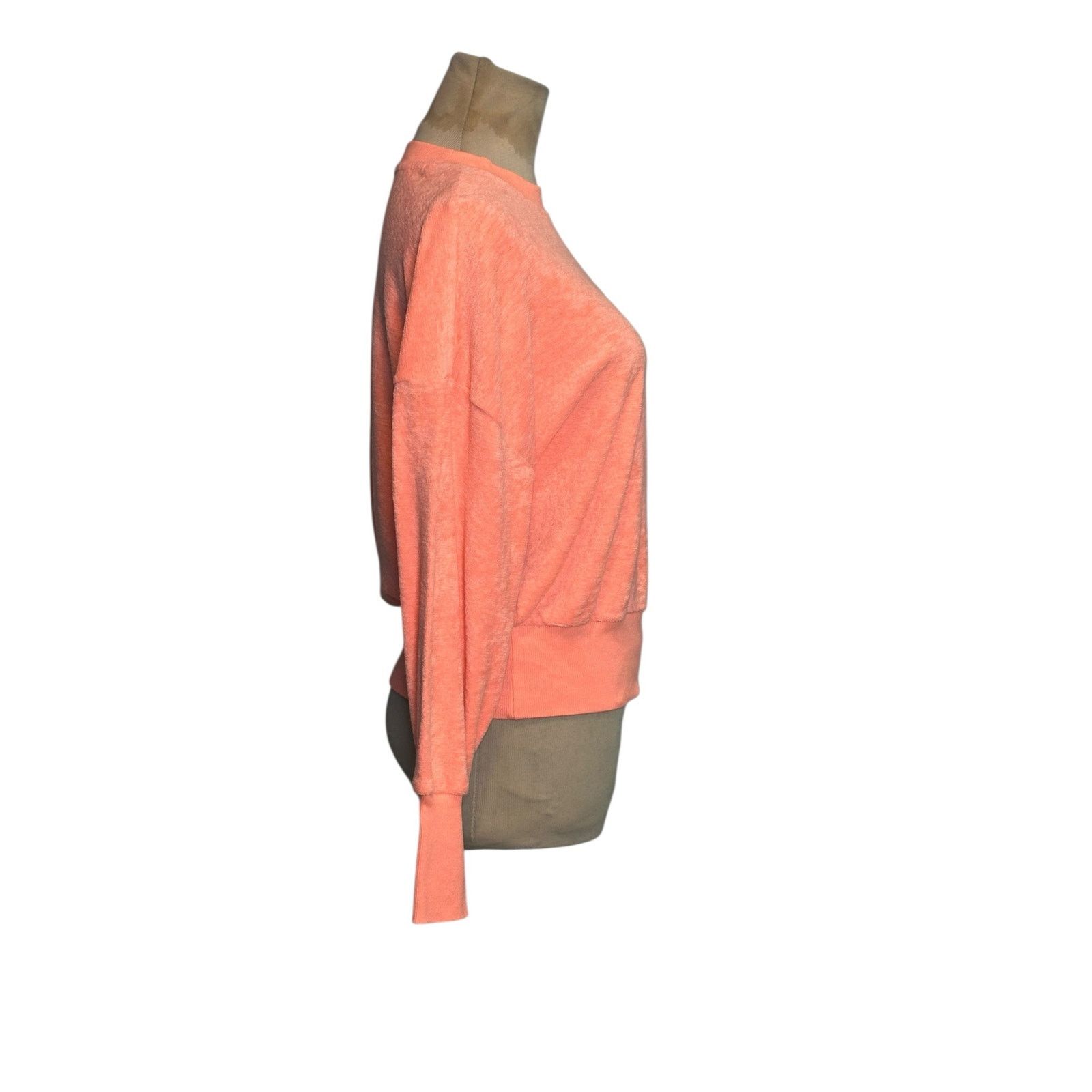Old Navy Old Navy melon long sleeves teddy sweatshirt size XS Size XS / US 0-2 / IT 36-38 - 5 Thumbnail