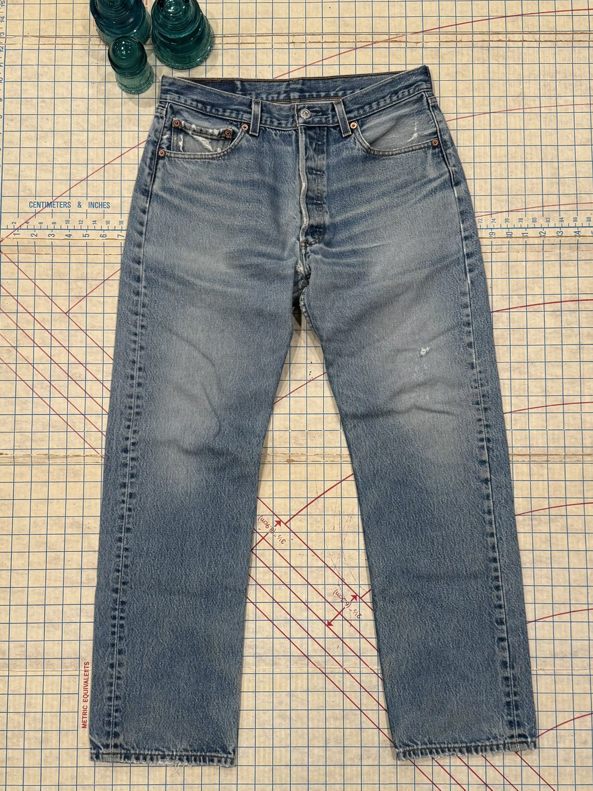 Levi's Vintage Levi’s 501 Jeans Mens Size 34x30 Nice Fade and Wear Size US 34 / EU 50 - 1 Thumbnail