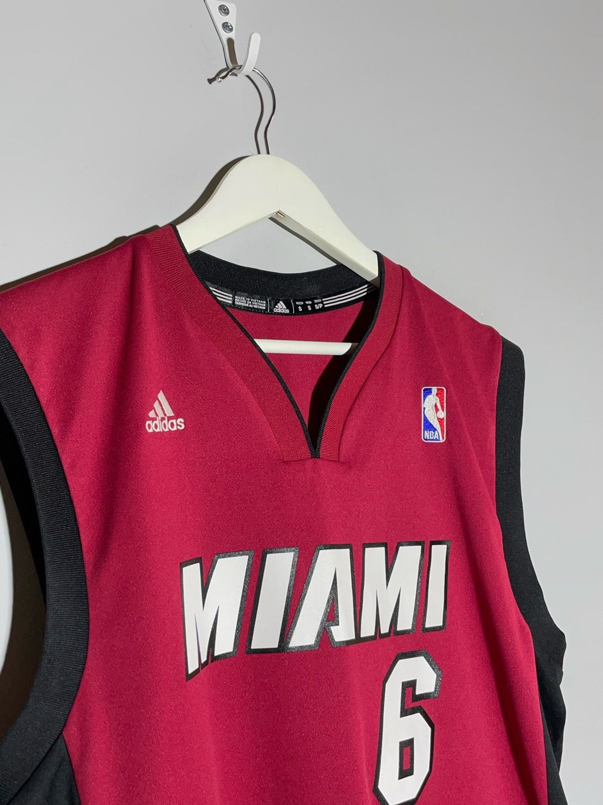 Adidas × NBA #6 James Miami Heat Y2k Streetwear NBA Basketball Jersey Size US S / EU 44-46 / 1 - 3 Thumbnail