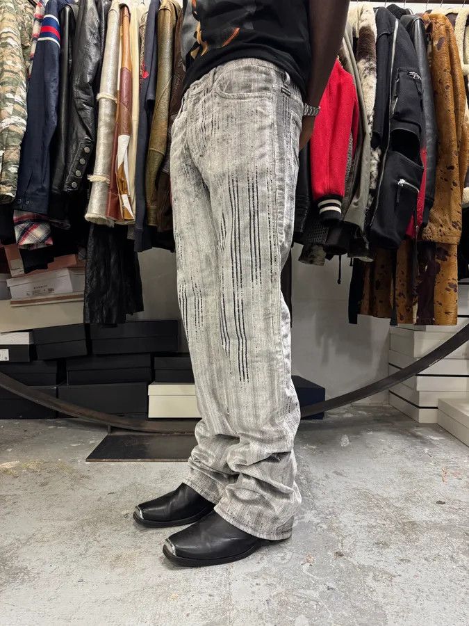 Versace AW2003 Versace Raw Velvet Distressed Grey Pants Size US 32 / EU 48 - 3 Thumbnail