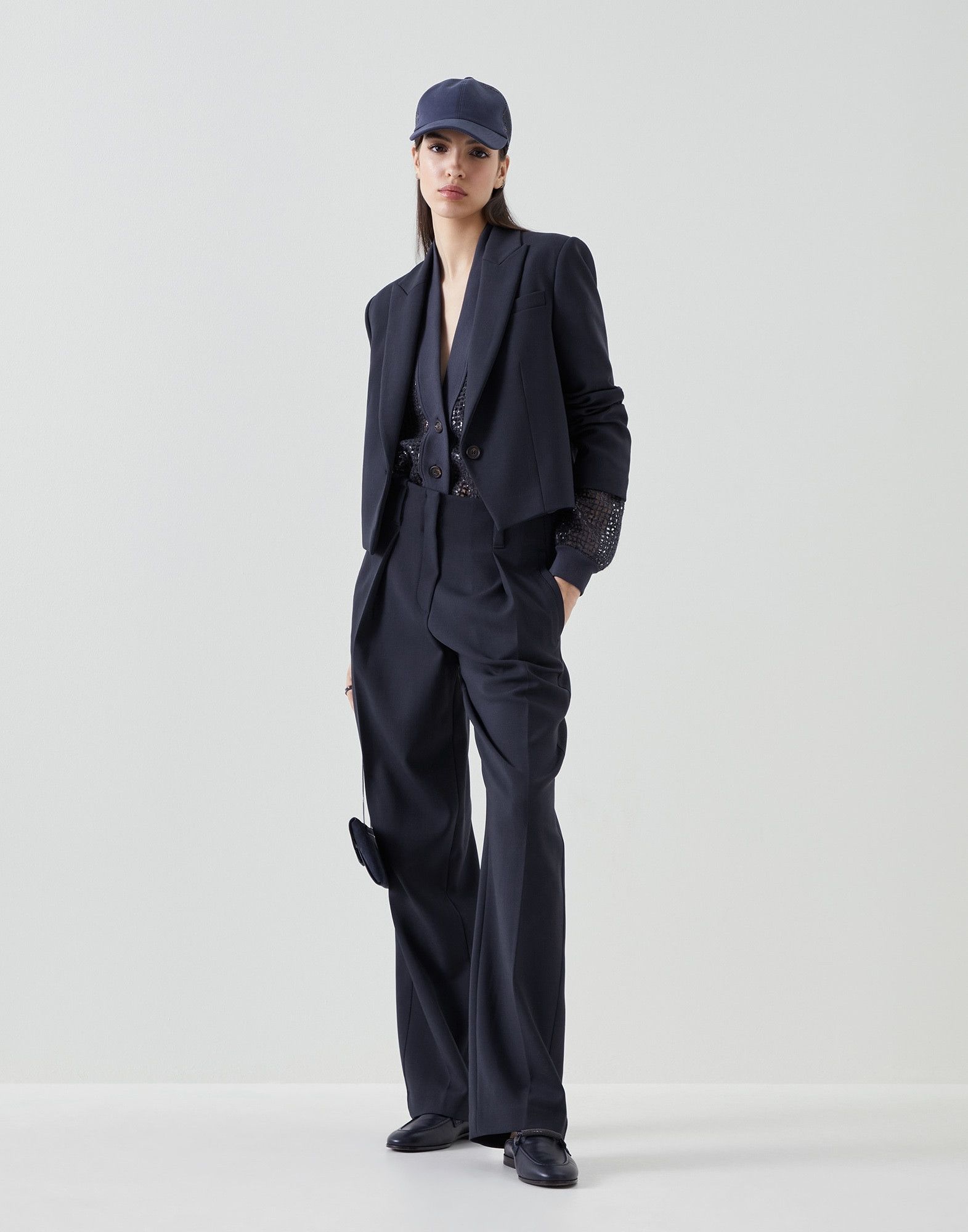 Brunello Cucinelli o1y0725 Cardigan in Midnight Blue Size XL / US 12-14 / IT 48-50 - 5 Thumbnail