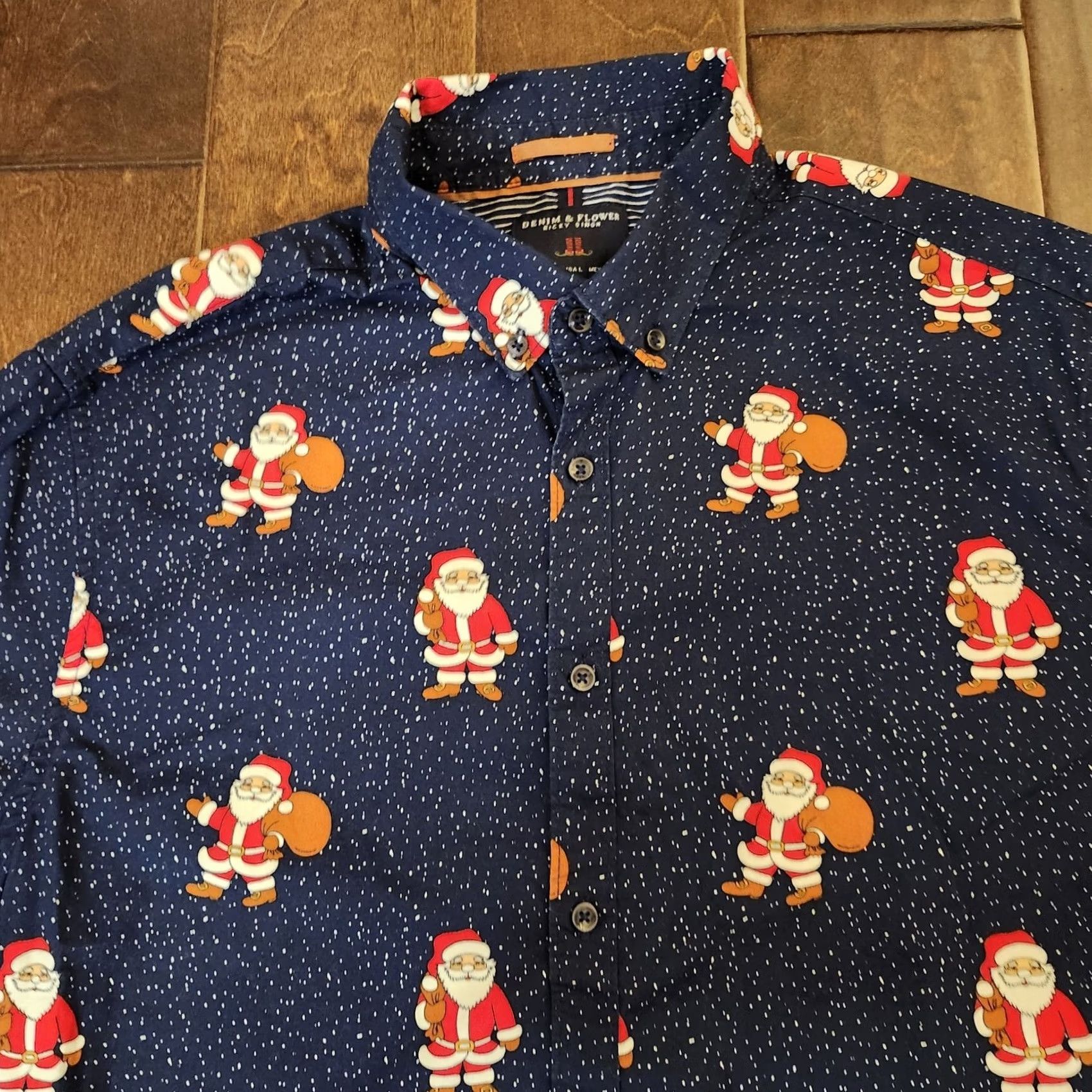 Denime Denim & Flower Button-Down Short Sleeves Santa Claus Graphic Print Denim Shirt Mens Large Blue Size US 33 - 5 Thumbnail