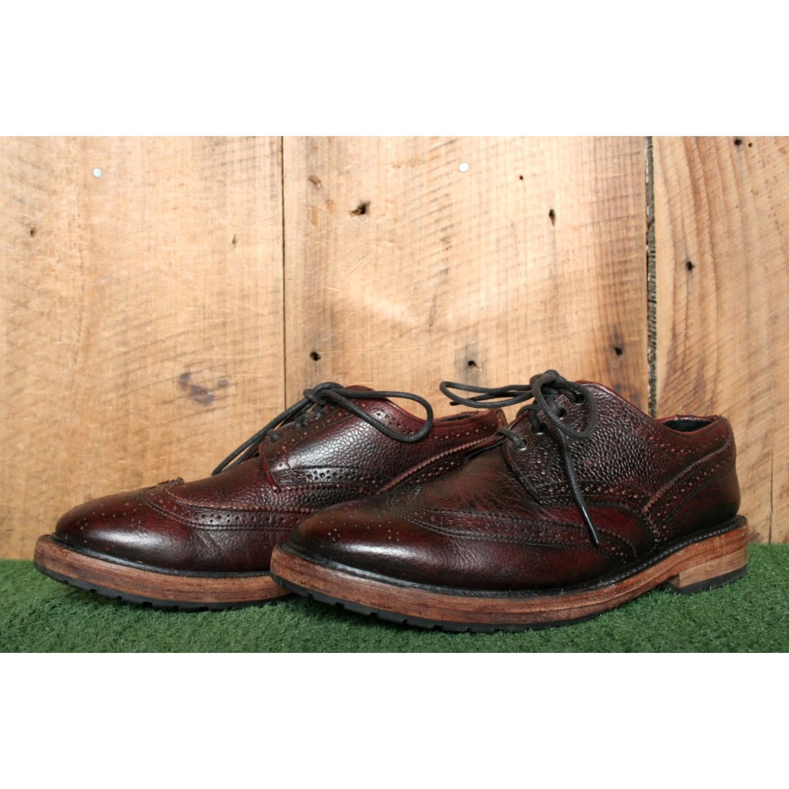 Vintage WALK-OVER by Geo. E. Keith Burgundy Leather Wingtip Brogue Oxfords Sz. 8.5 M Mens Dress Lace Up Leather Brown 8.5 M Brogue Wingtip Shoes Size US 9 / EU 42 - 2 Thumbnail