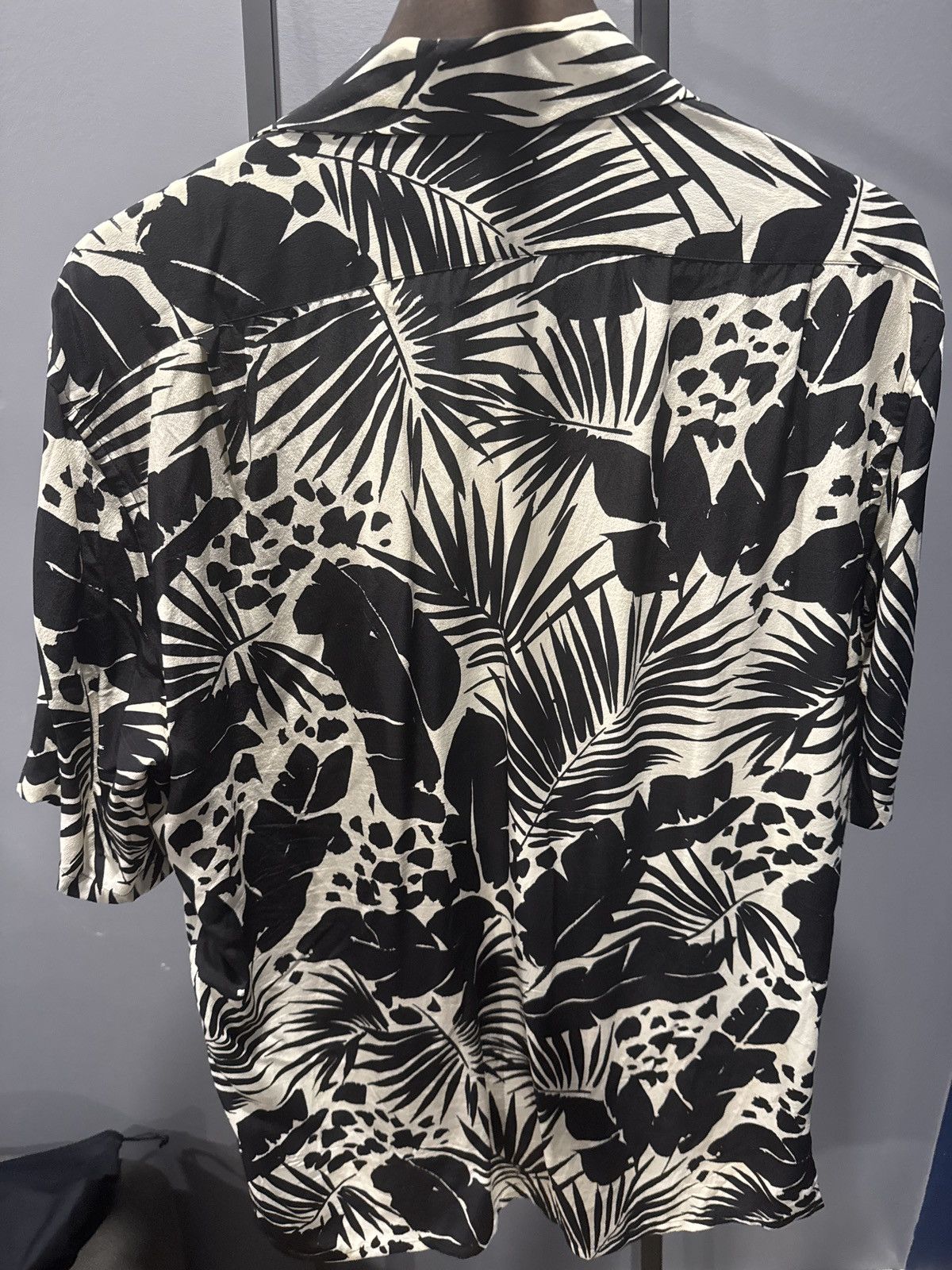 Saint Laurent Paris SLP Viscose shirt Size US M / EU 48-50 / 2 - 5 Thumbnail