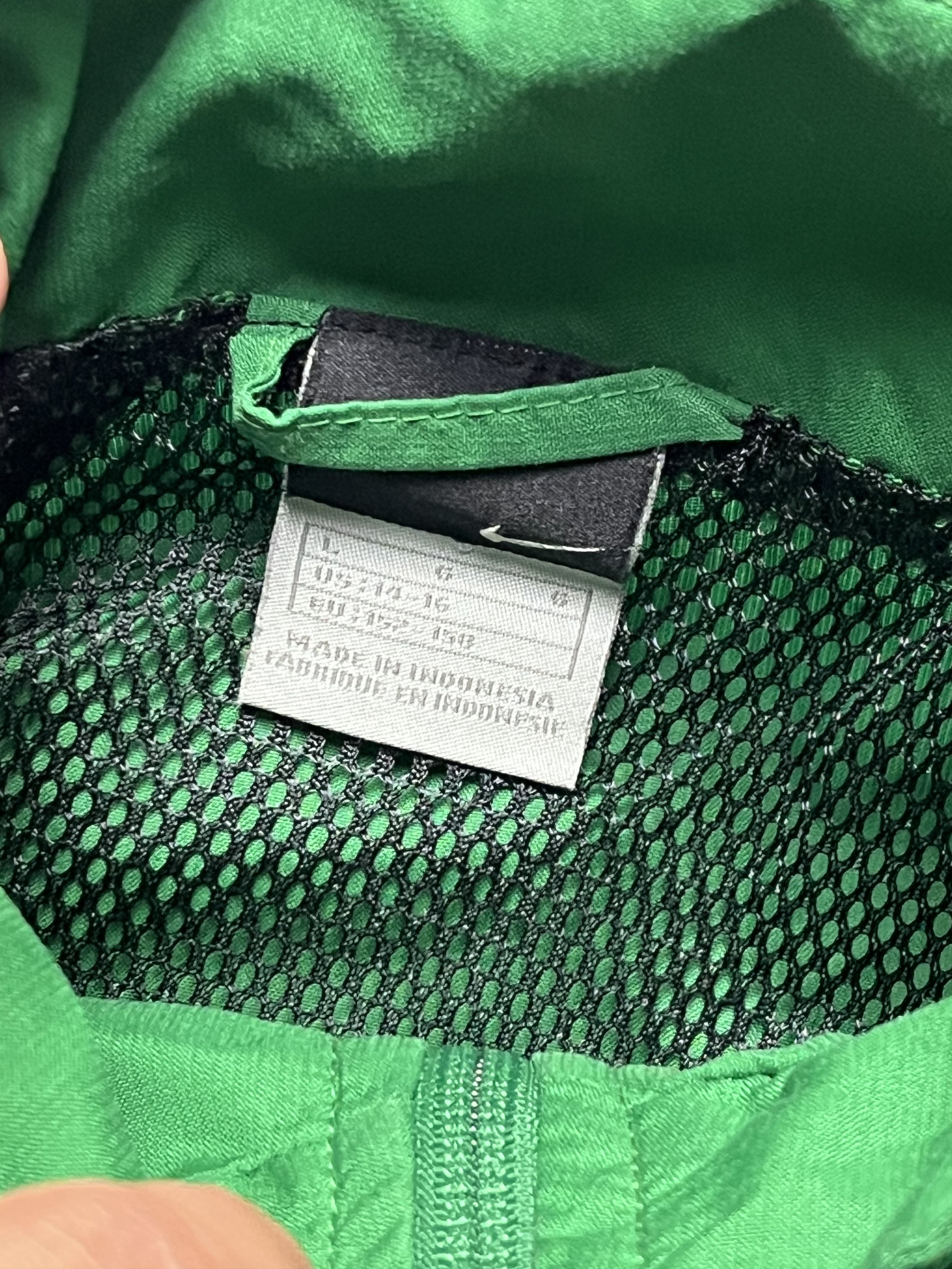 Nike Nike 90's Vintage Windbrealer Light Jacket Y2K Hype Gorpcore Size US XS / EU 42 / 0 - 5 Thumbnail