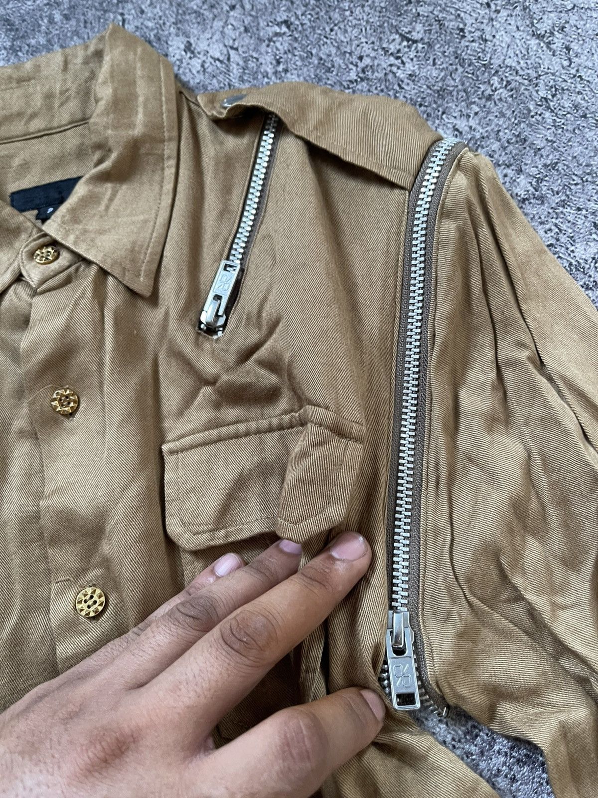 Japanese Brand AVANT GARDE STYLE” MULTI ZIPPER BUTTON SHIRT Size US M / EU 48-50 / 2 - 8 Thumbnail