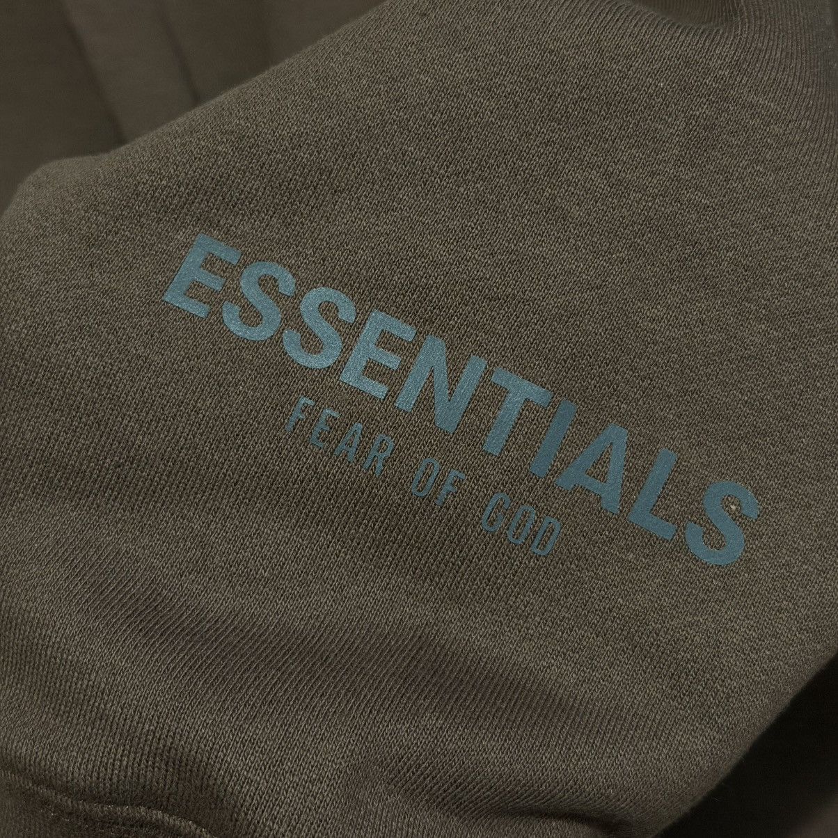 Fear of God FEAR OF GOD ESSENTIAL RAINDRUM BROWN HOODIE Size US S / EU 44-46 / 1 - 6 Thumbnail