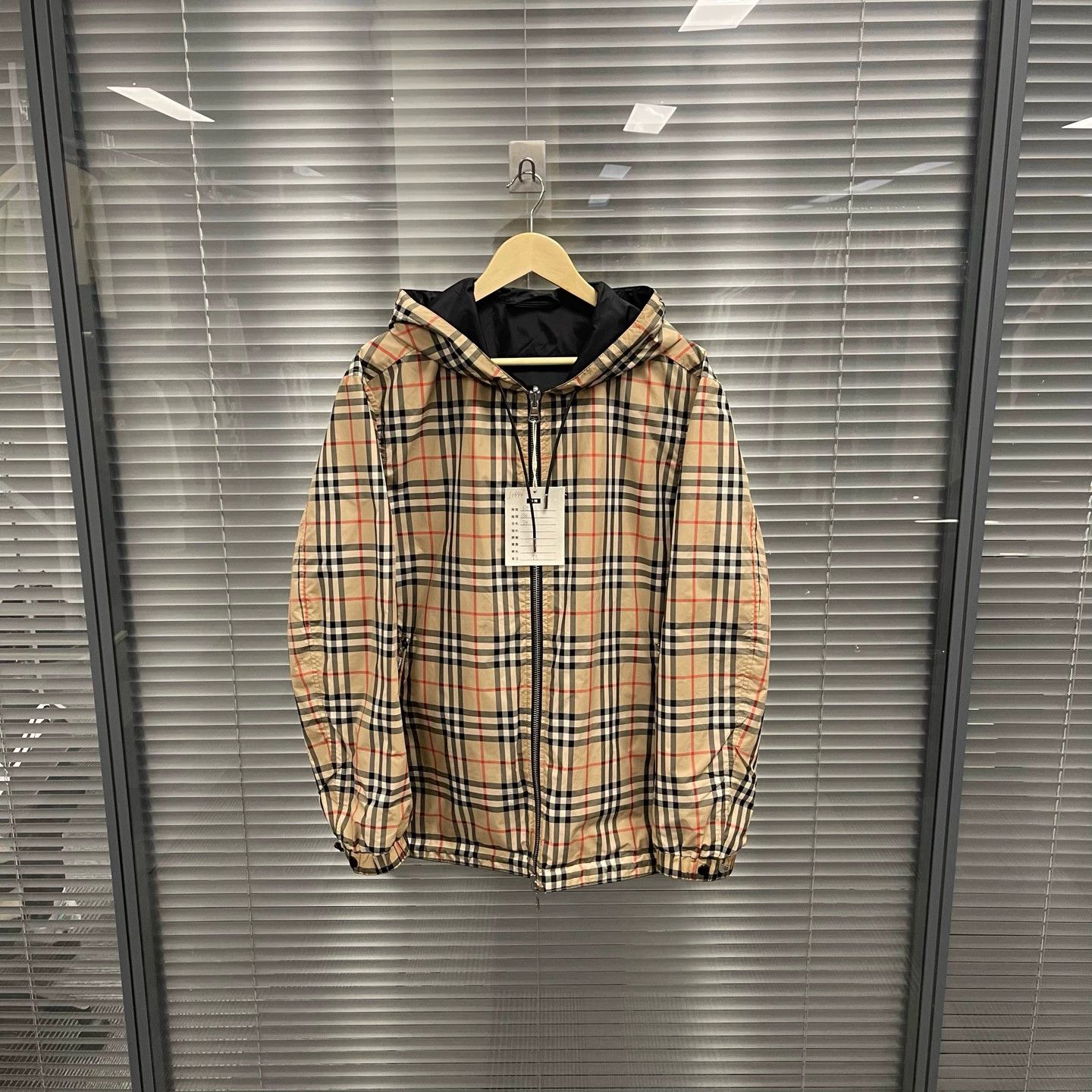 Burberry Burberry Classic Double-Sided Zip Jacket M Size US M / EU 48-50 / 2 - 1 Thumbnail