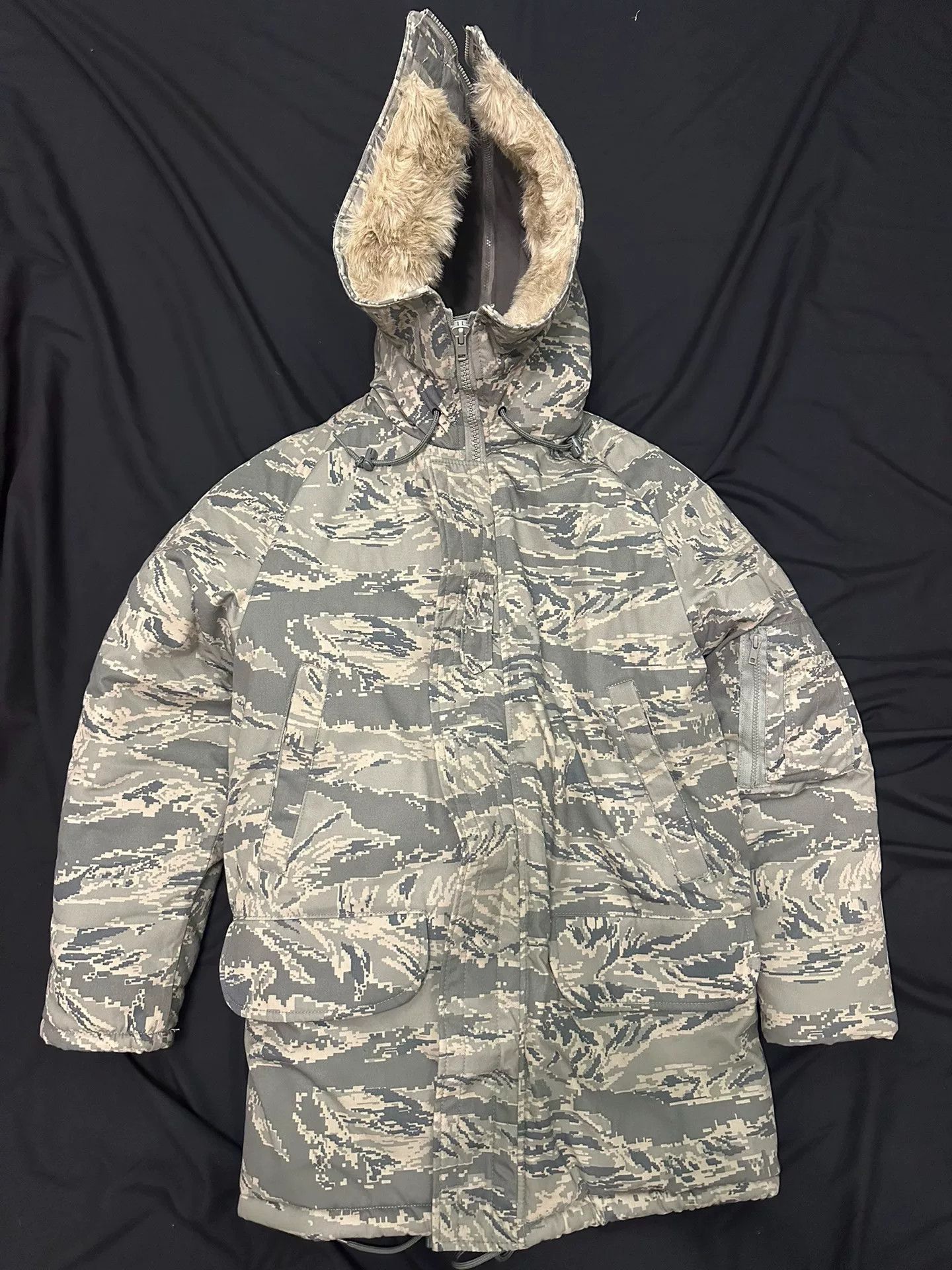 Vintage Vintage Camo N2B Bomber Jacket Size US M / EU 48-50 / 2 - 1 Thumbnail