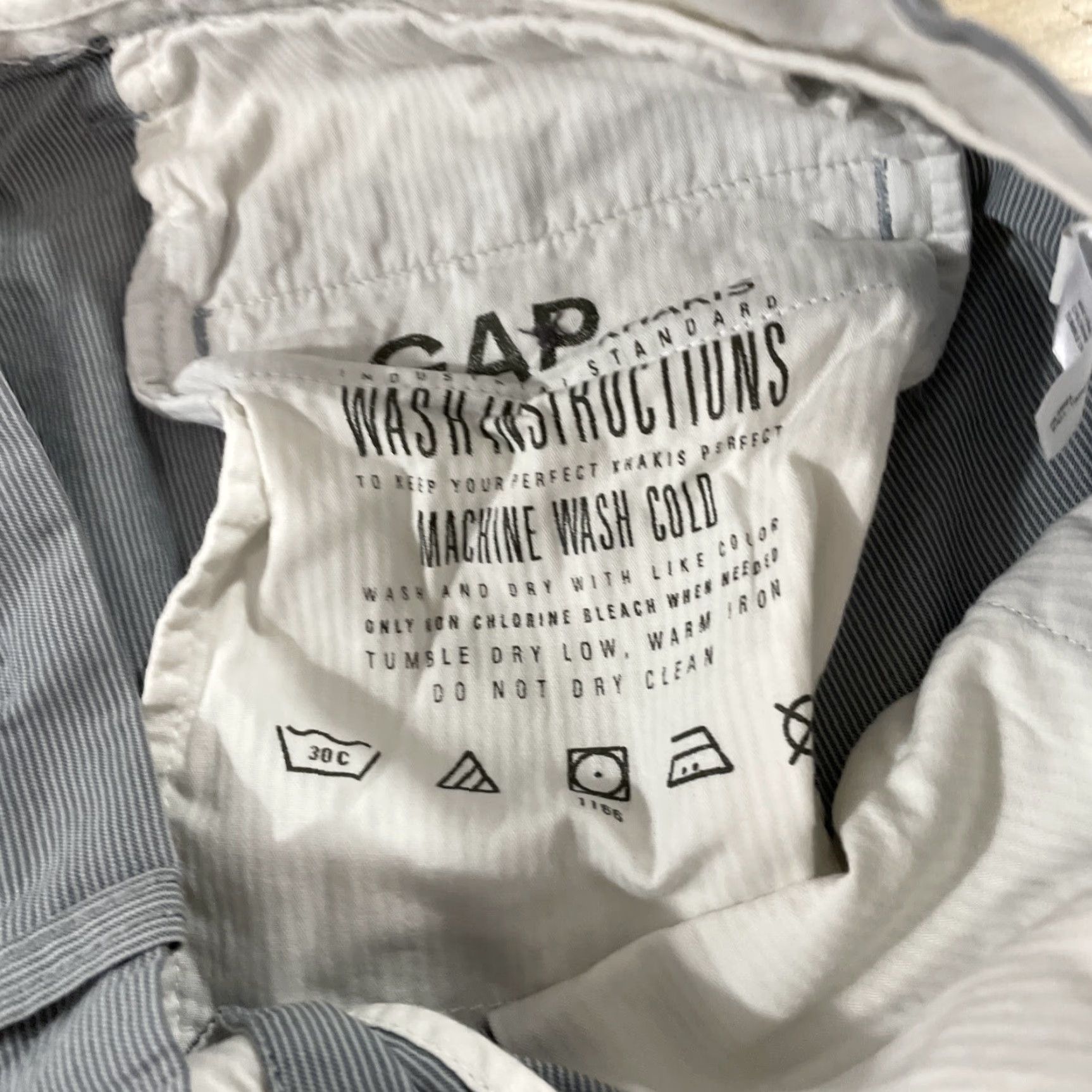 Gap GAP Pants Men 36x30 Pinstripe Chino Straight Blue White Light Navy Khakis Preppy USA Vintage Size US 36 / EU 52 - 6 Thumbnail