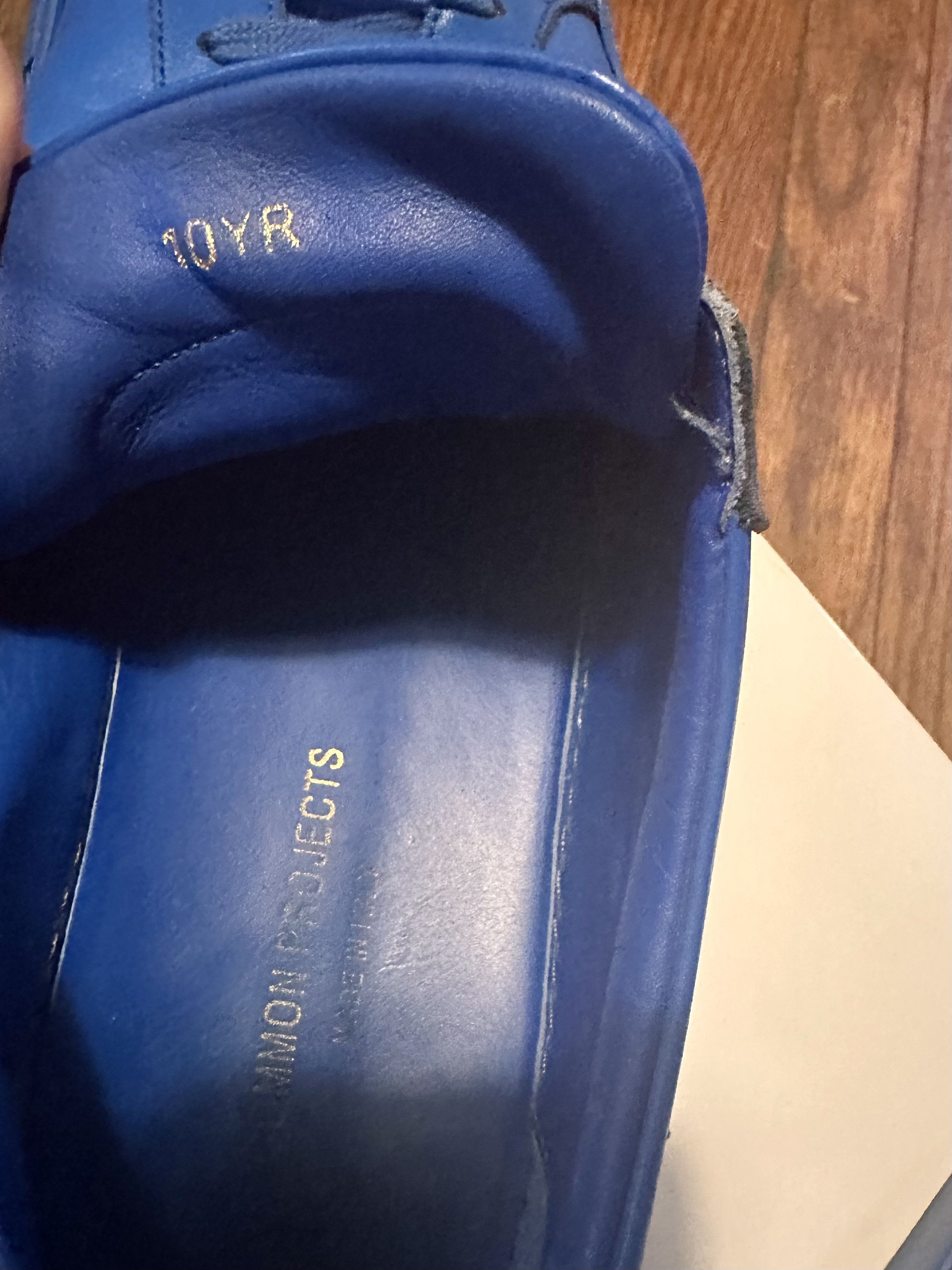 Common Projects Common Projects Achilles Low Blue 42/9 | Rare Monochrome Size US 9 / EU 42 - 12 Thumbnail