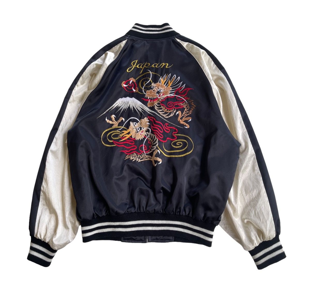 Japanese Brand Vintage Sukajan Souvenir Satin Jacket Made in Japan Size US L / EU 52-54 / 3 - 3 Thumbnail