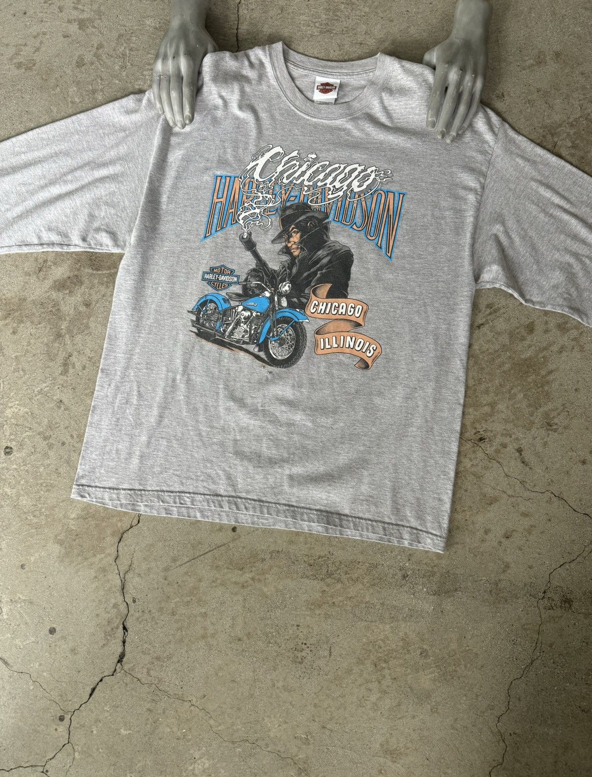 Image of Vintage 05 Harley Davidson Chicago Smoking Gun Shirt in Grey, Men's (Size XL)