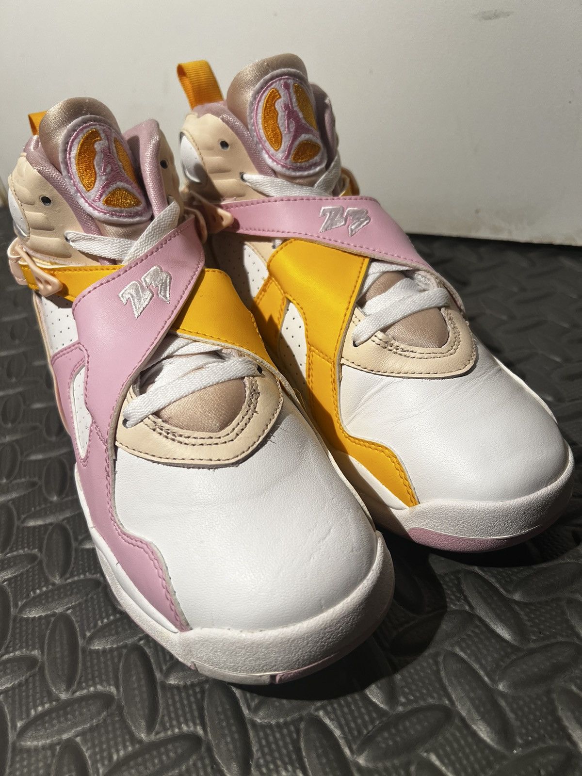 Jordan Brand CLEAN Air Jordan 8 Retro Arctic Pink size 7.5 Womens Shoes Size US 7.5 / IT 37.5 - 3 Thumbnail