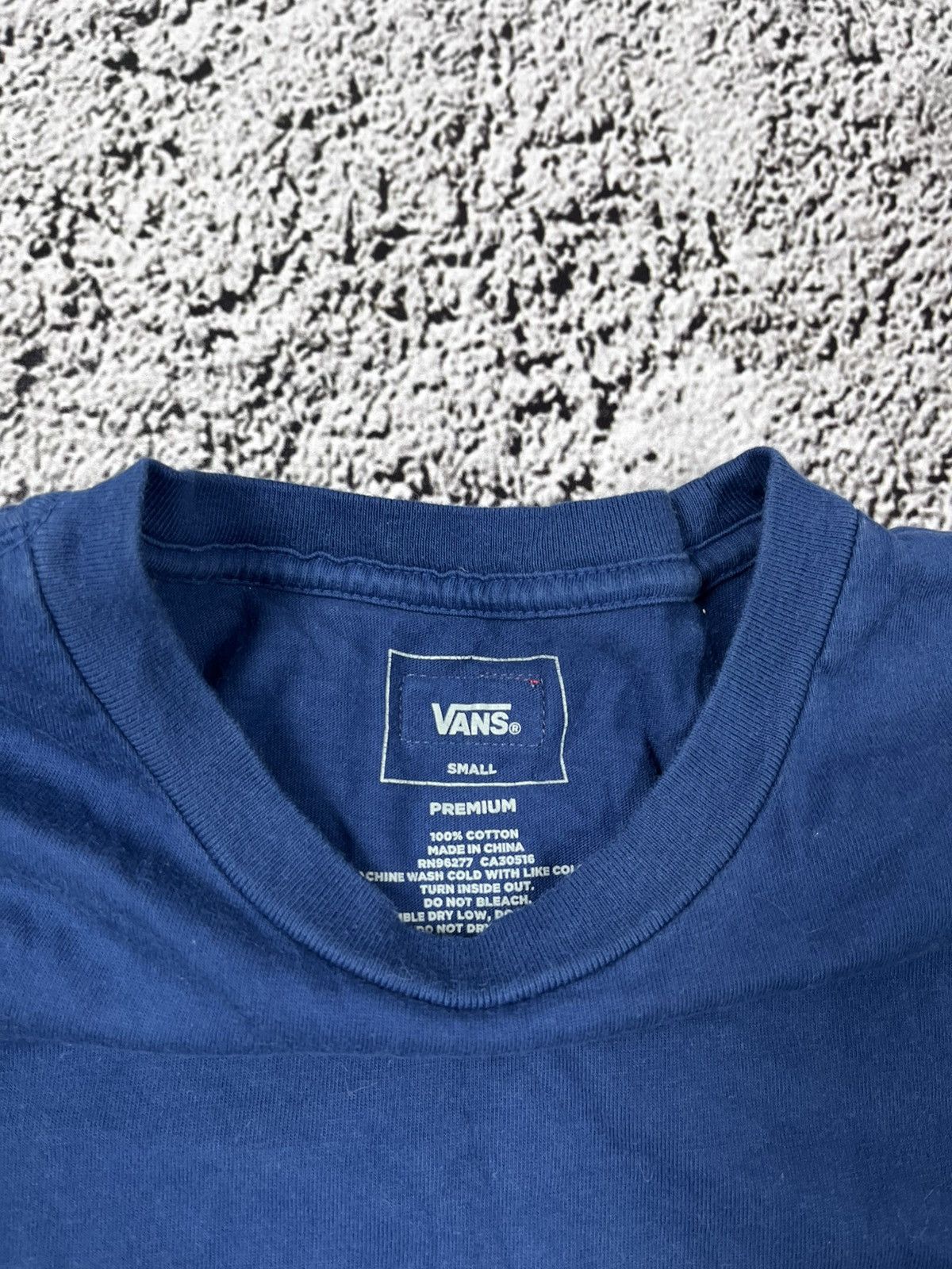 Vans Vintage Y2K VANS OFF THE WALL SKATE T-shirt Size US S / EU 44-46 / 1 - 8 Thumbnail