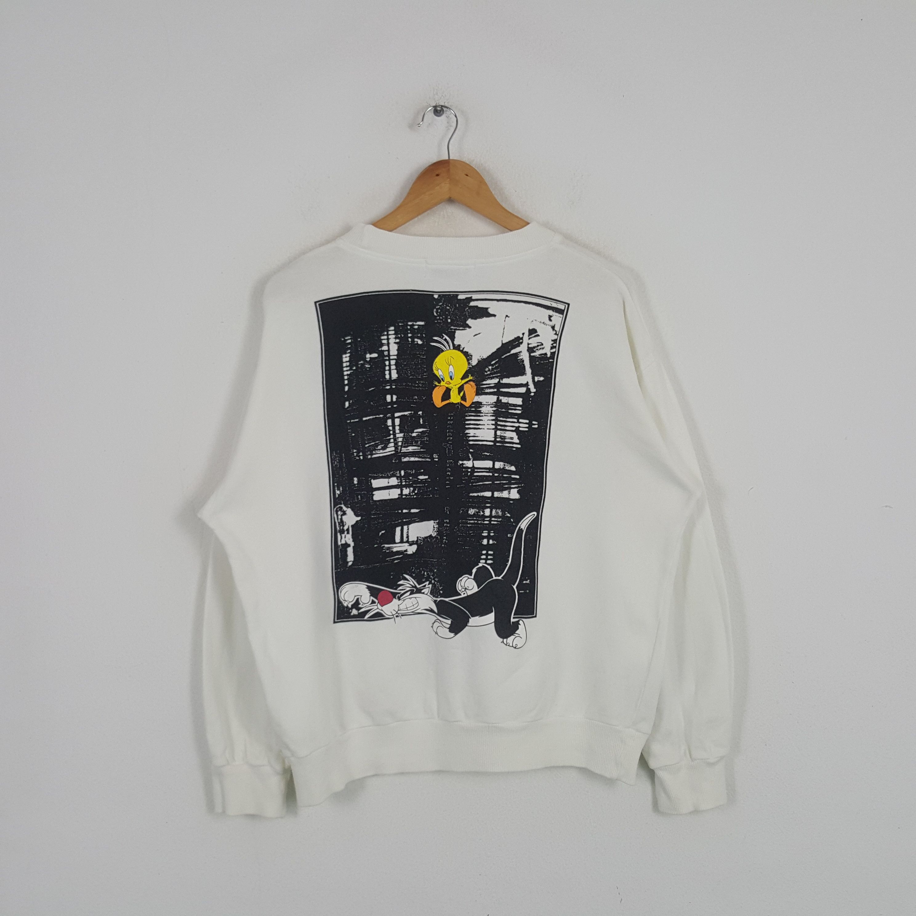 Vintage × Warner Bros Vintage Lonney Tunes Warner Bros Characters Sweatshirt Size US L / EU 52-54 / 3 - 1 Thumbnail