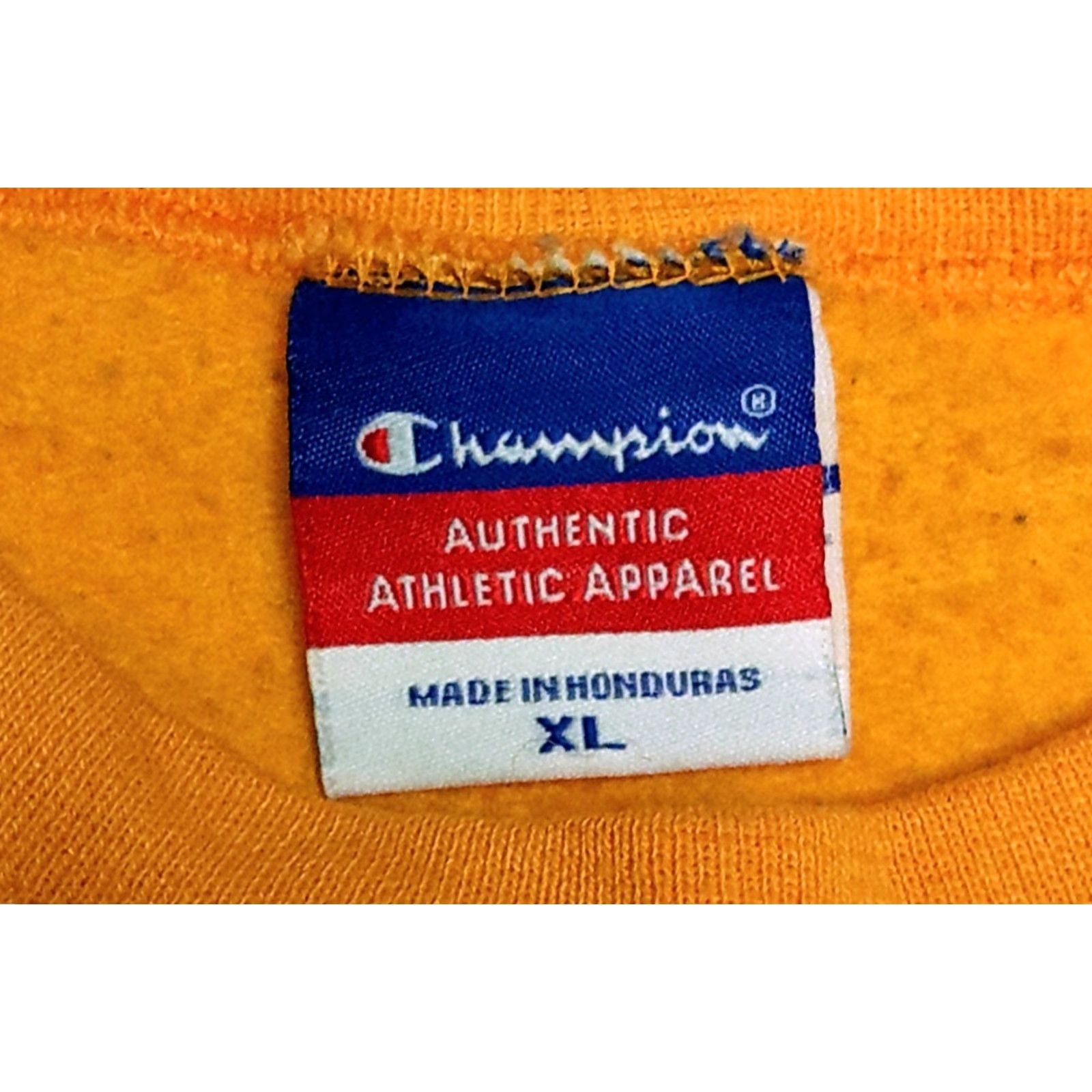 Champion VINTAGE Champion Iowa Hawkeyes 2010 FedEx Orange Bowl Yellow Sweatshirt XL Crew Neck Pullover Men Size US XL / EU 56 / 4 - 6 Thumbnail