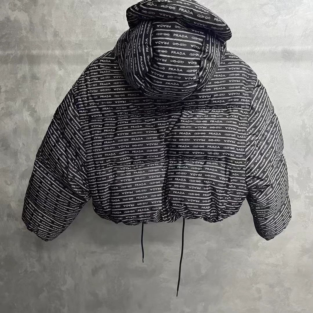 Prada Prada Black Allover Print Short Hooded Down Jacket 38 Size S / US 4 / IT 40 - 2 Thumbnail